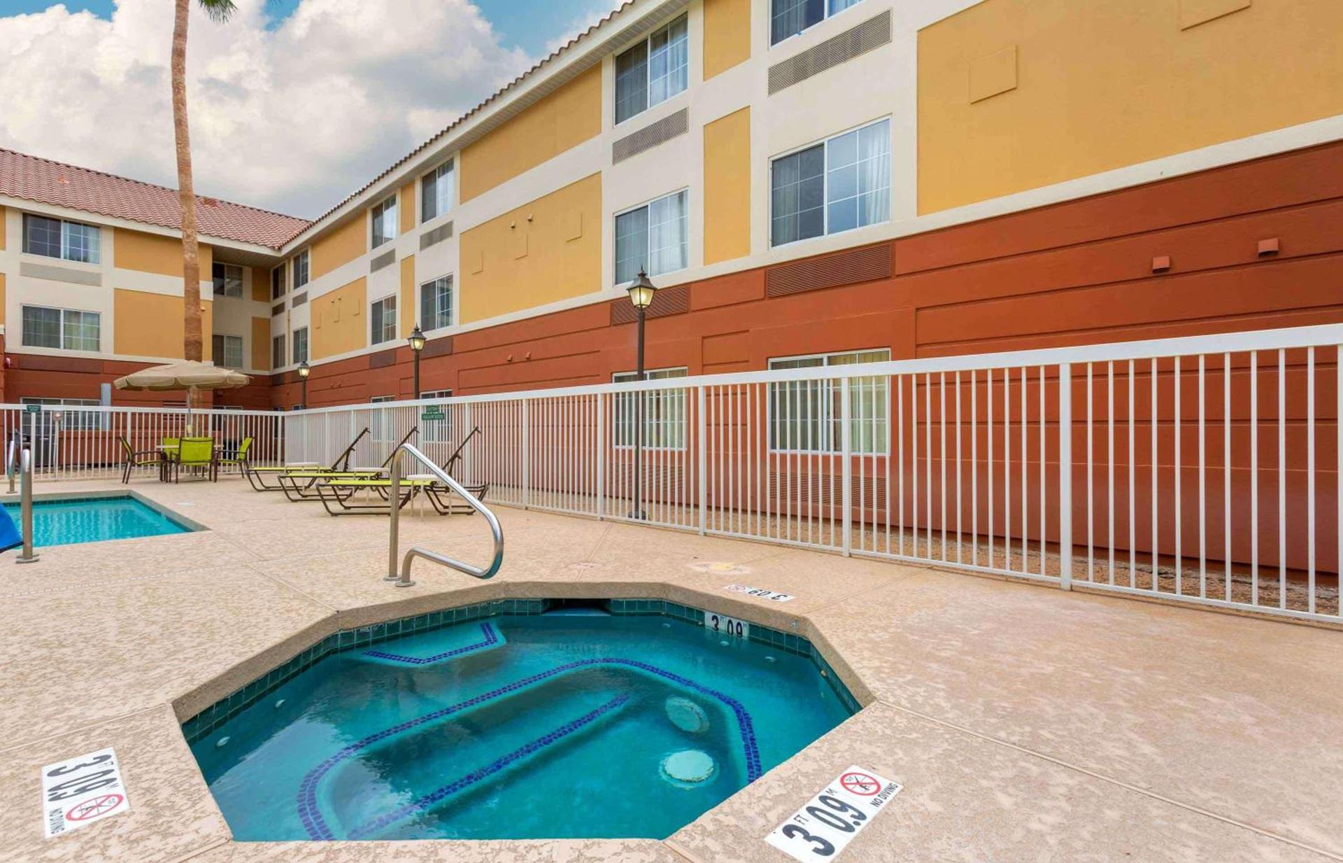 Extended Stay America Suites - Phoenix - Scottsdale photo 29