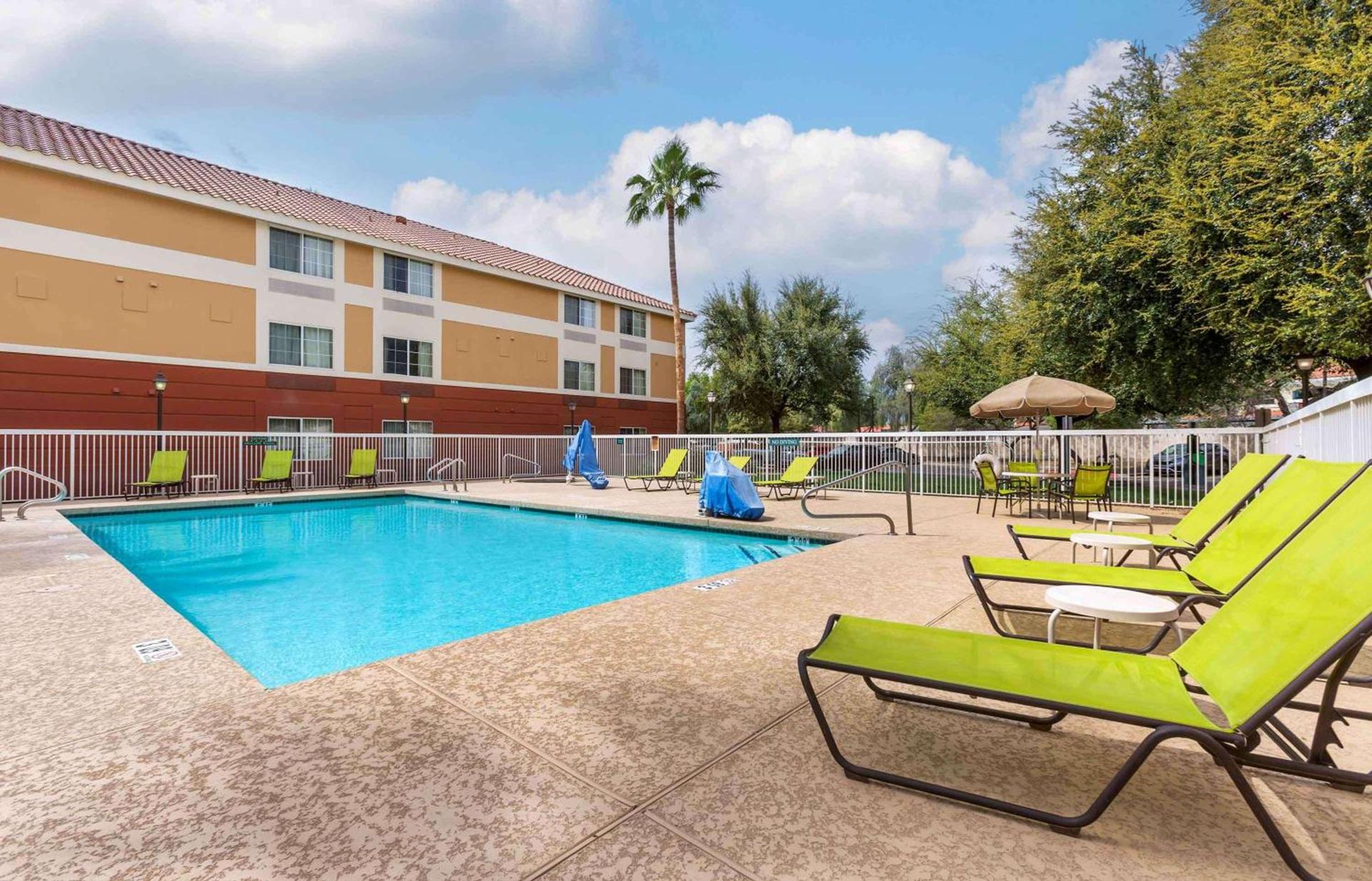 Extended Stay America Suites - Phoenix - Scottsdale photo 28