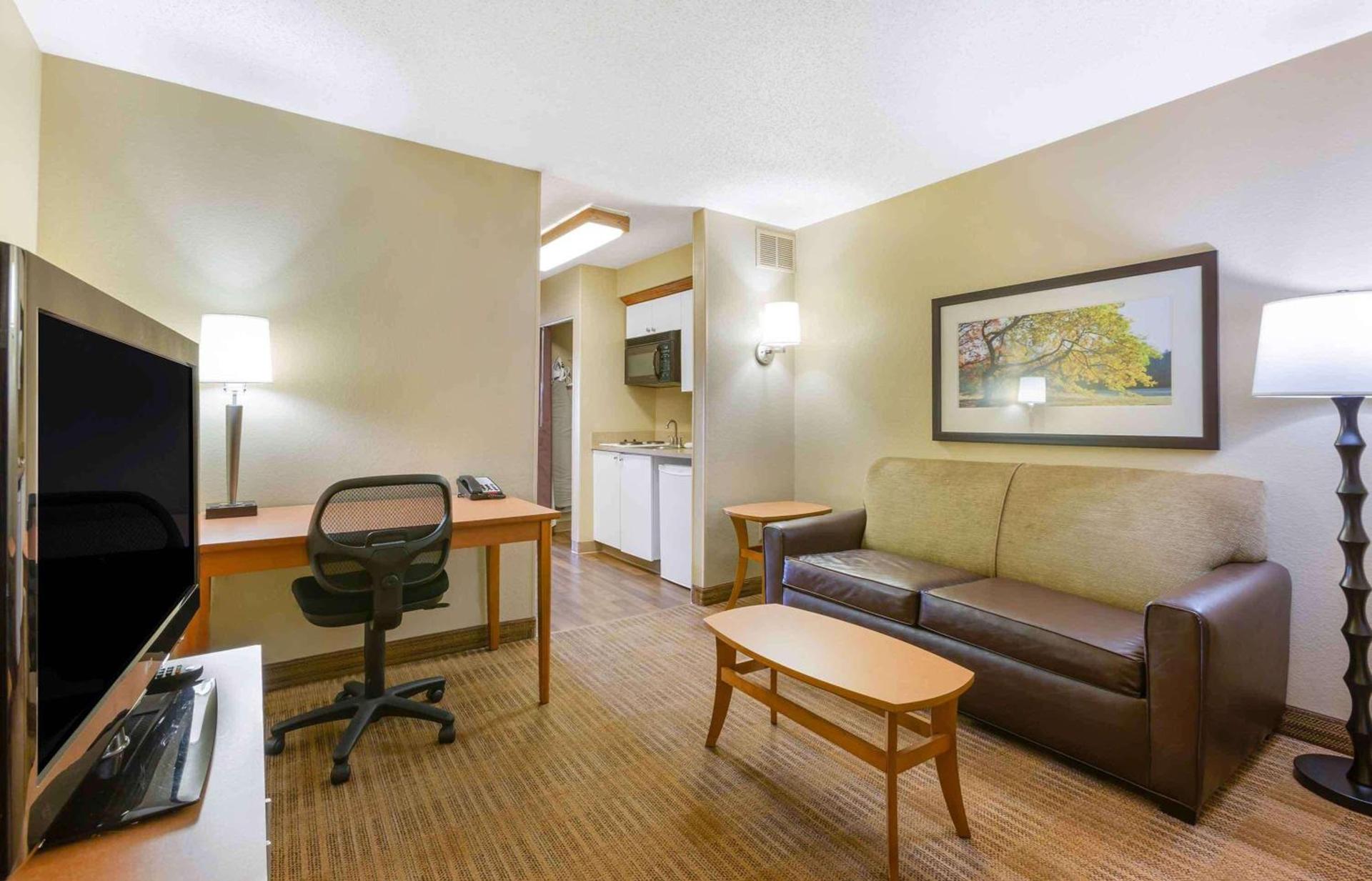 Studio 6 Extended Stay Findlay Tiffin Avenue OH photo 27