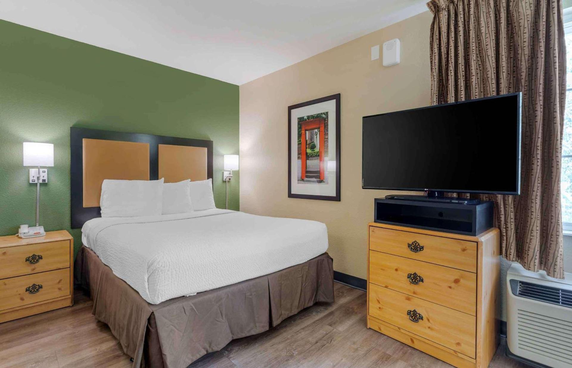 Extended Stay America Suites - Pleasanton - Chabot Dr photo 15