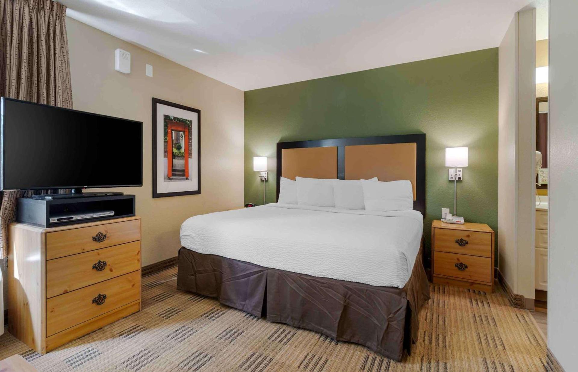 Extended Stay America Suites - Pleasanton - Chabot Dr photo 18