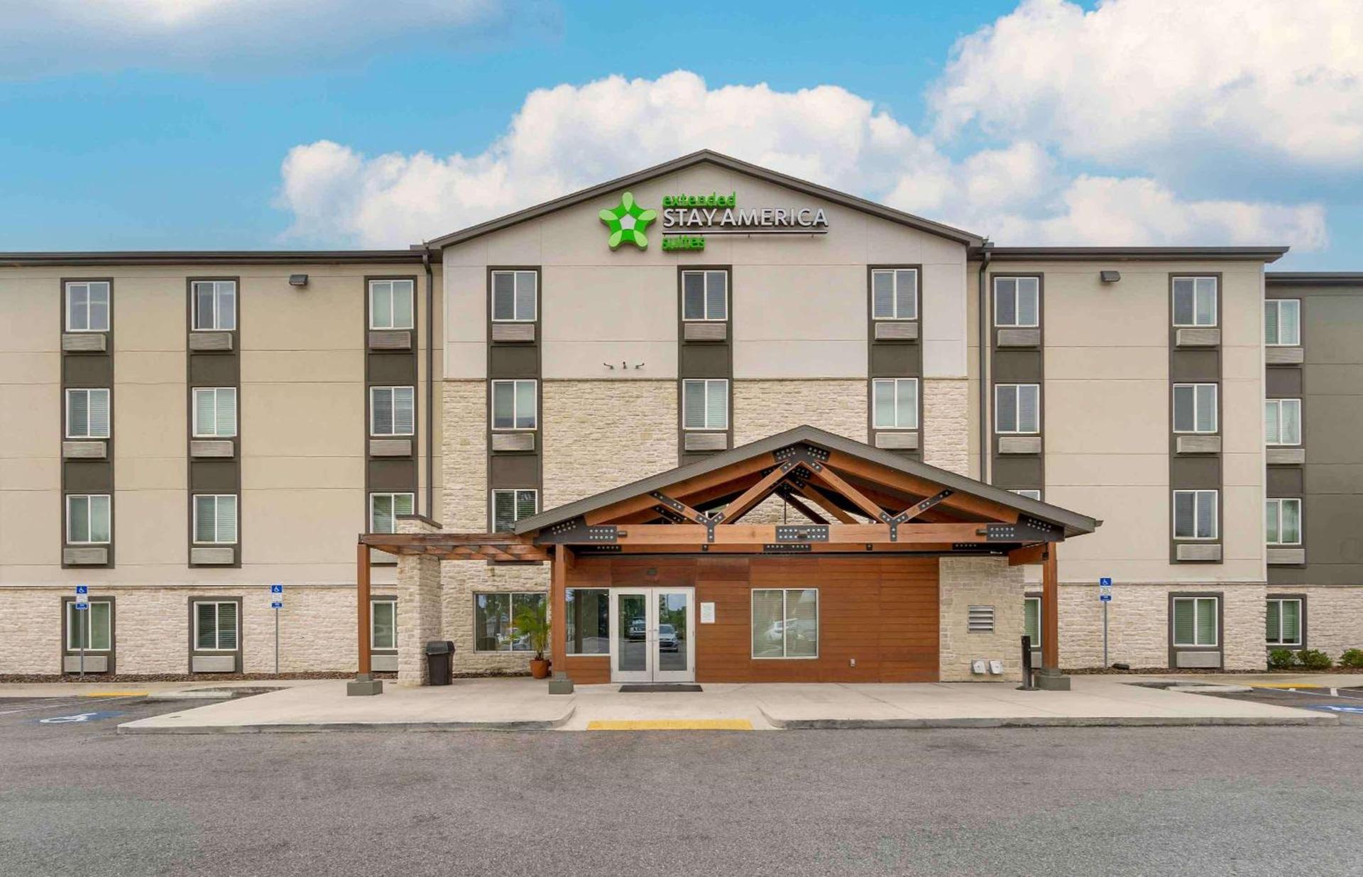 Extended Stay America Select Suites - Tampa - Northeast photo 1