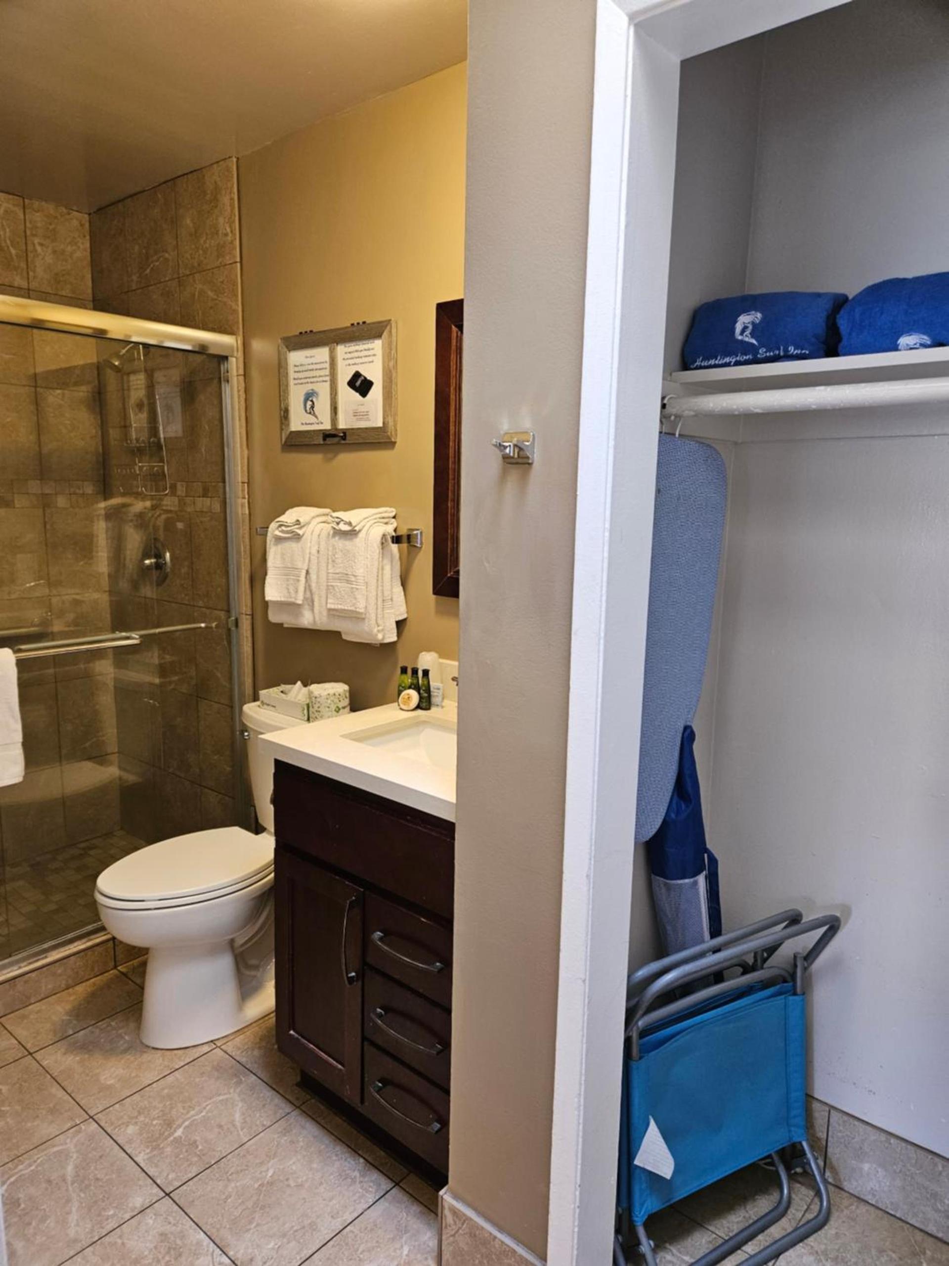Huntington Surf Inn photo 42