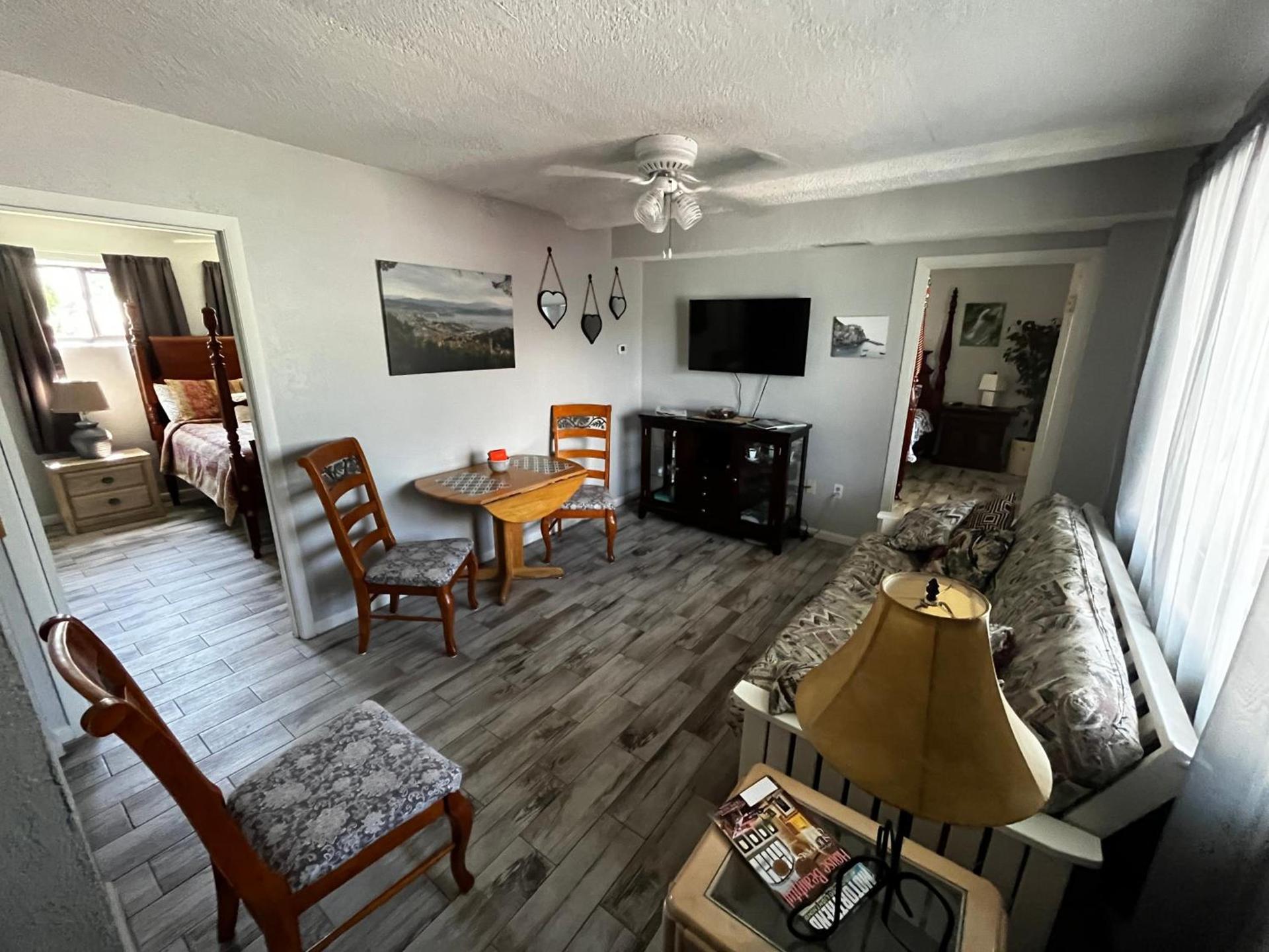 Surfside Suites photo 3