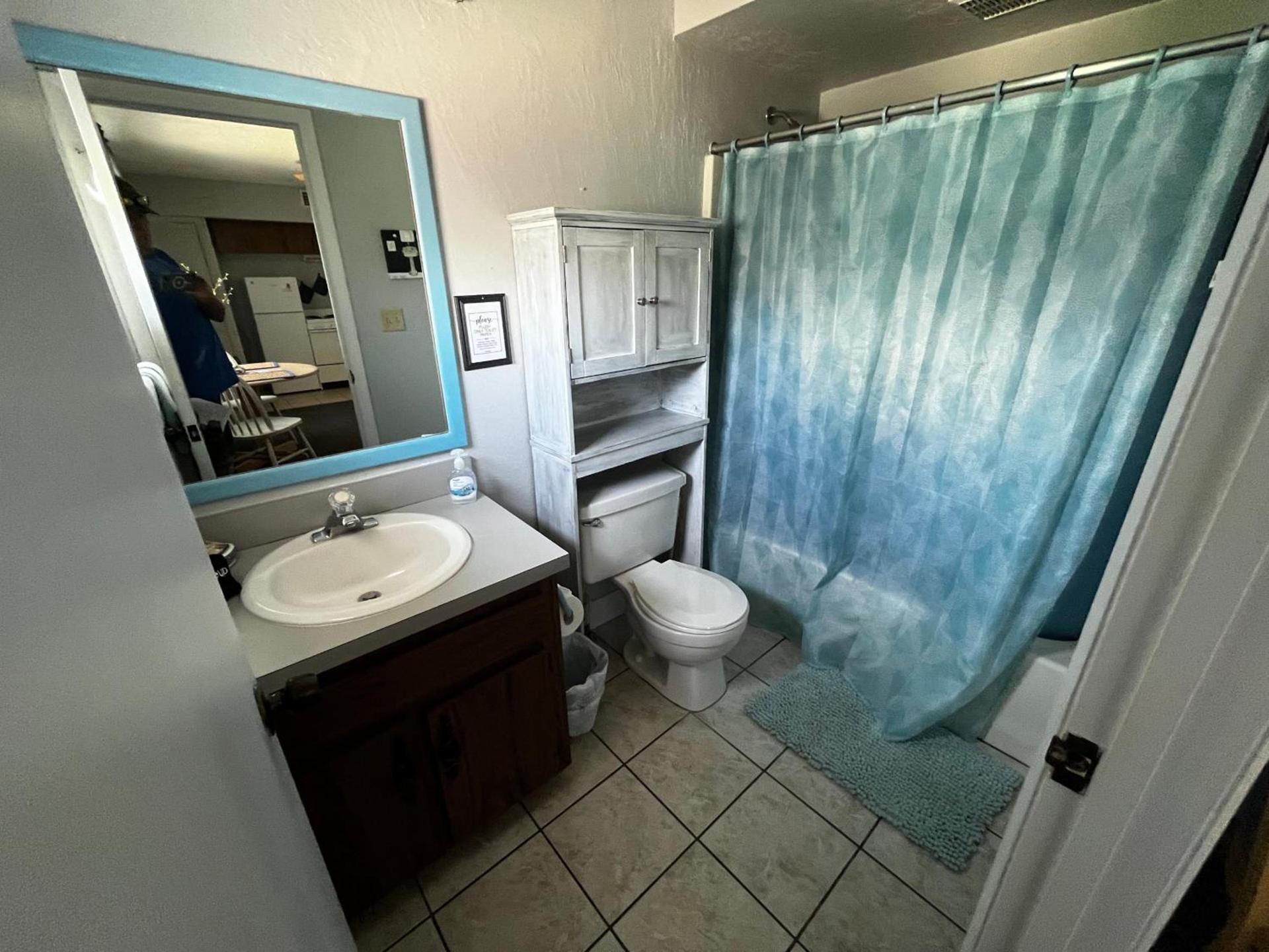 Surfside Suites photo 20