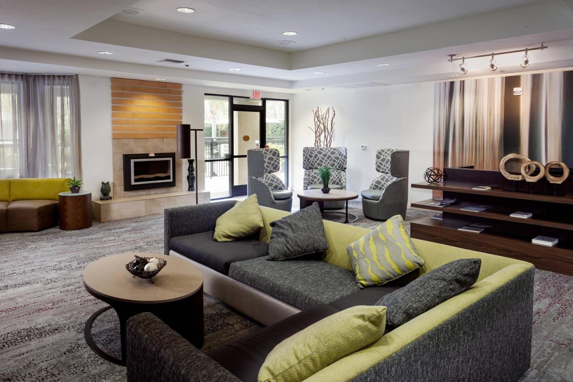 Courtyard by Marriott Stockton photo 4