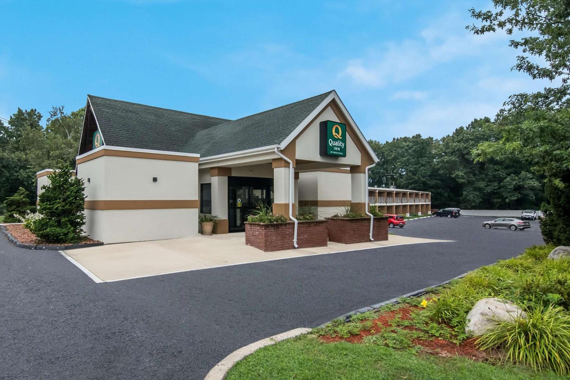 Quality Inn Westfield - Springfield photo 1