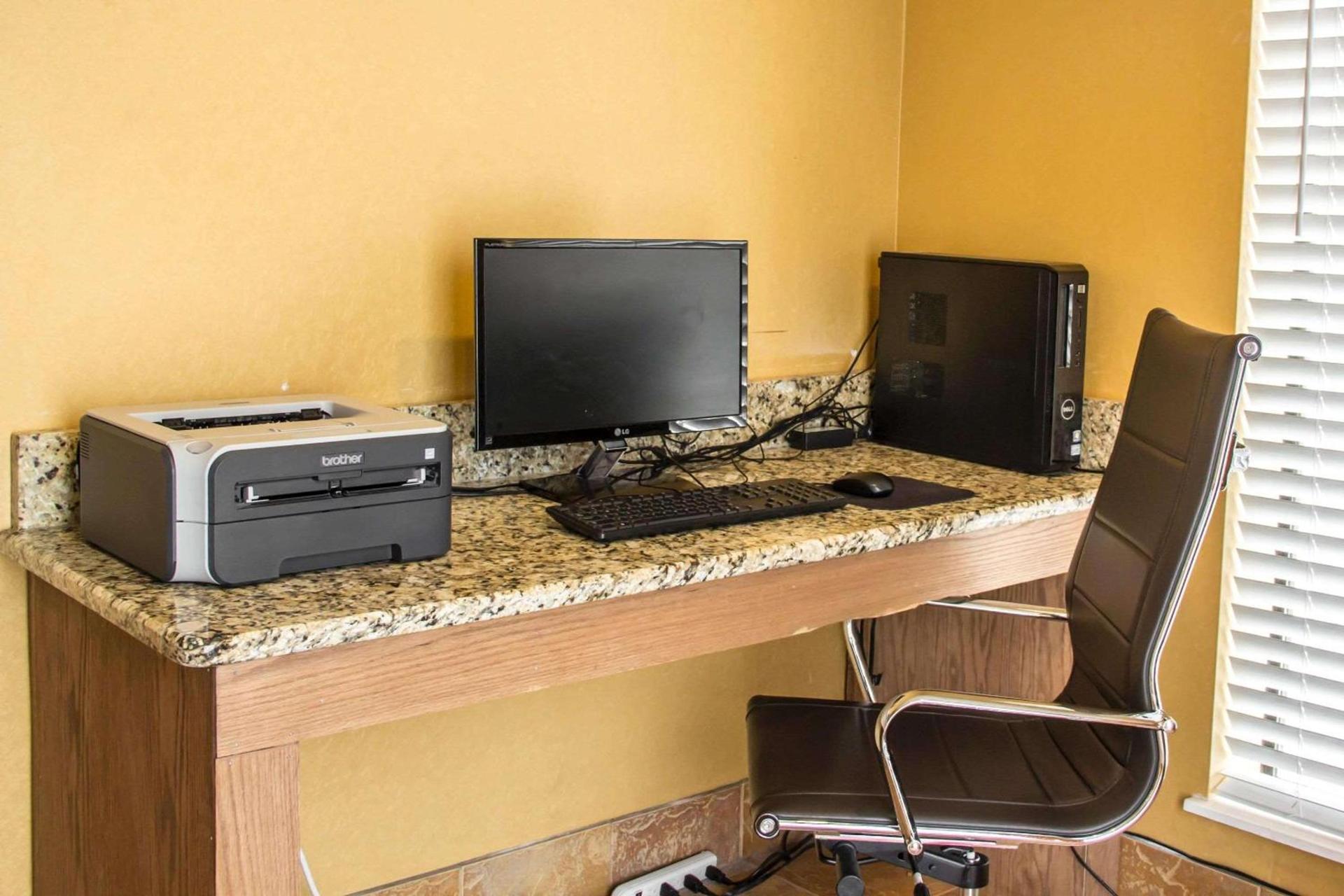 Comfort Suites San Antonio SeaWorld - Lackland AFB photo 27