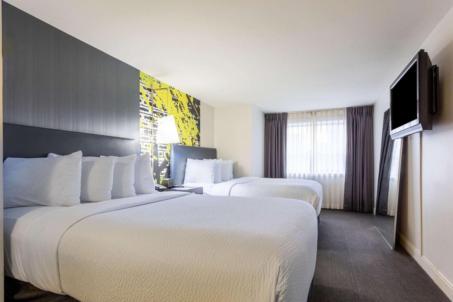 Comfort Inn & Suites Baltimore Inner Harbor photo 16