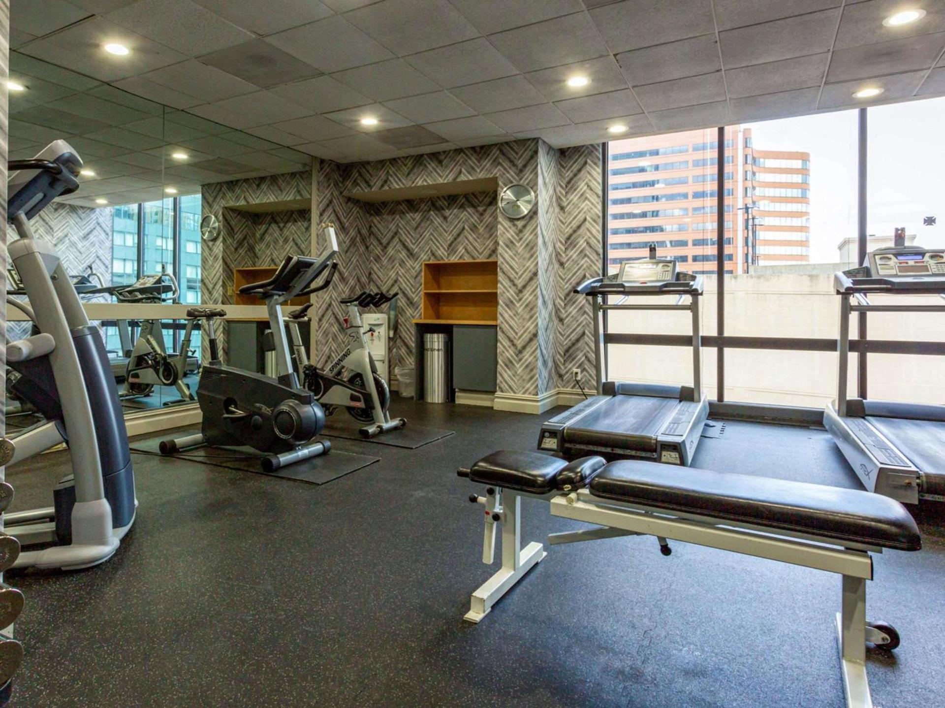 Comfort Inn & Suites Baltimore Inner Harbor photo 43