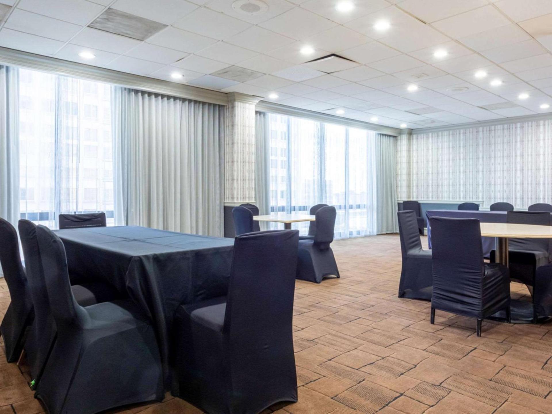 Comfort Inn & Suites Baltimore Inner Harbor photo 44
