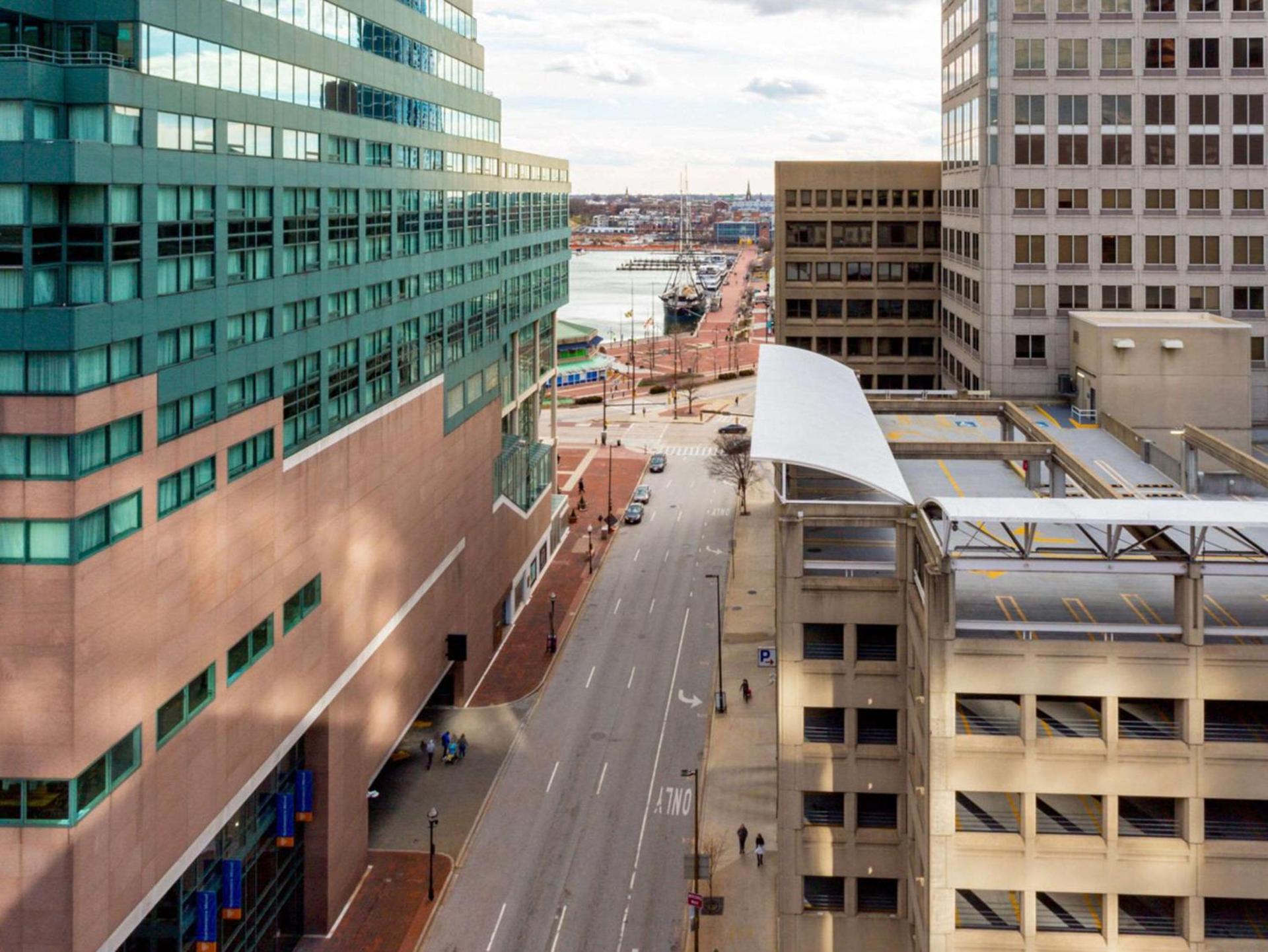 Comfort Inn & Suites Baltimore Inner Harbor photo 50