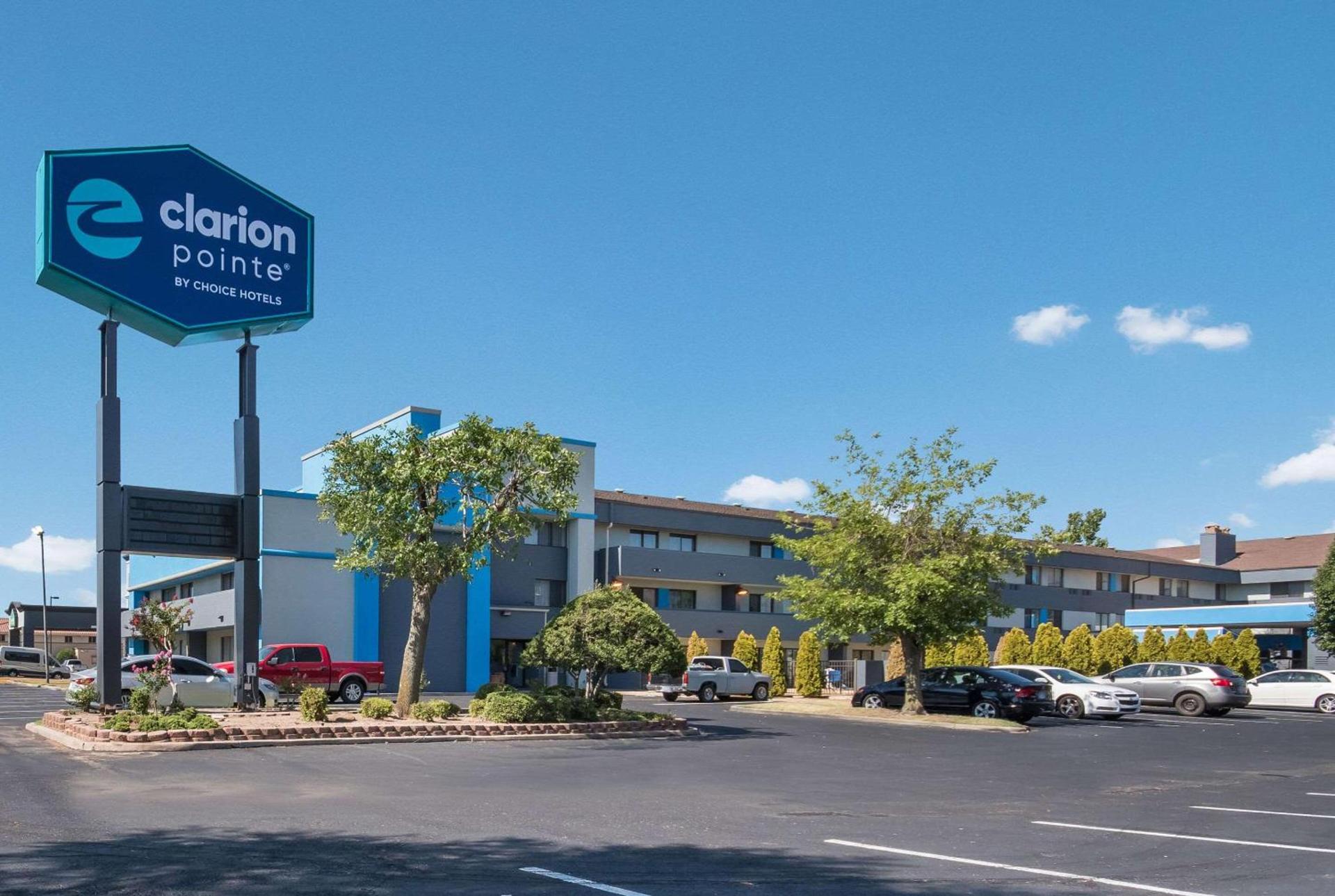 Clarion Pointe OKC Airport photo 2