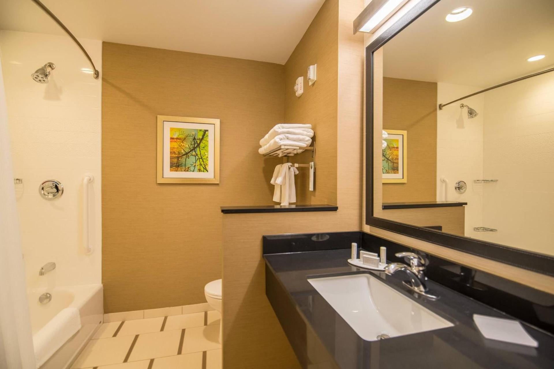 Fairfield Inn & Suites by Marriott Provo Orem photo 11