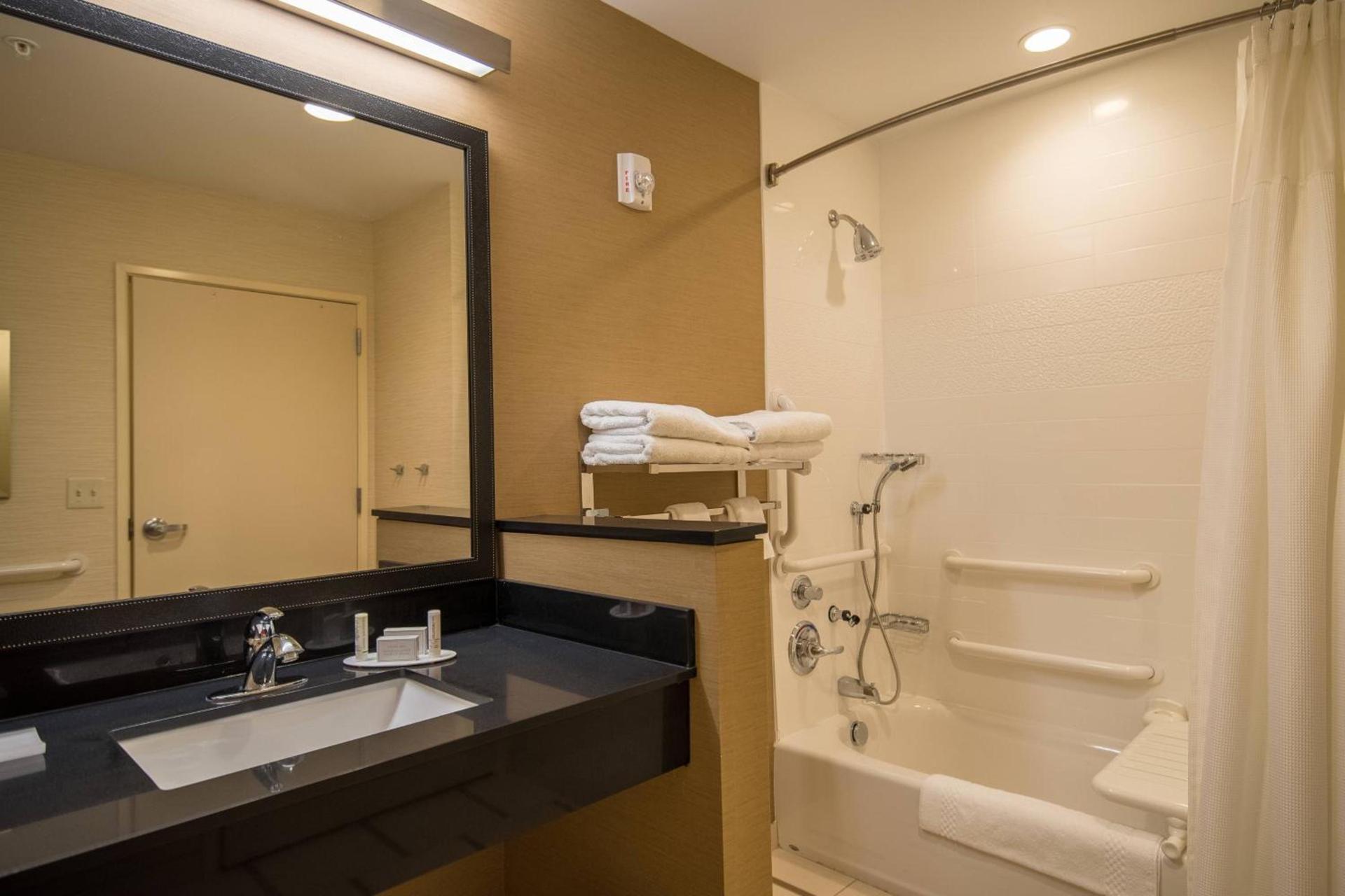 Fairfield Inn & Suites by Marriott Provo Orem photo 12