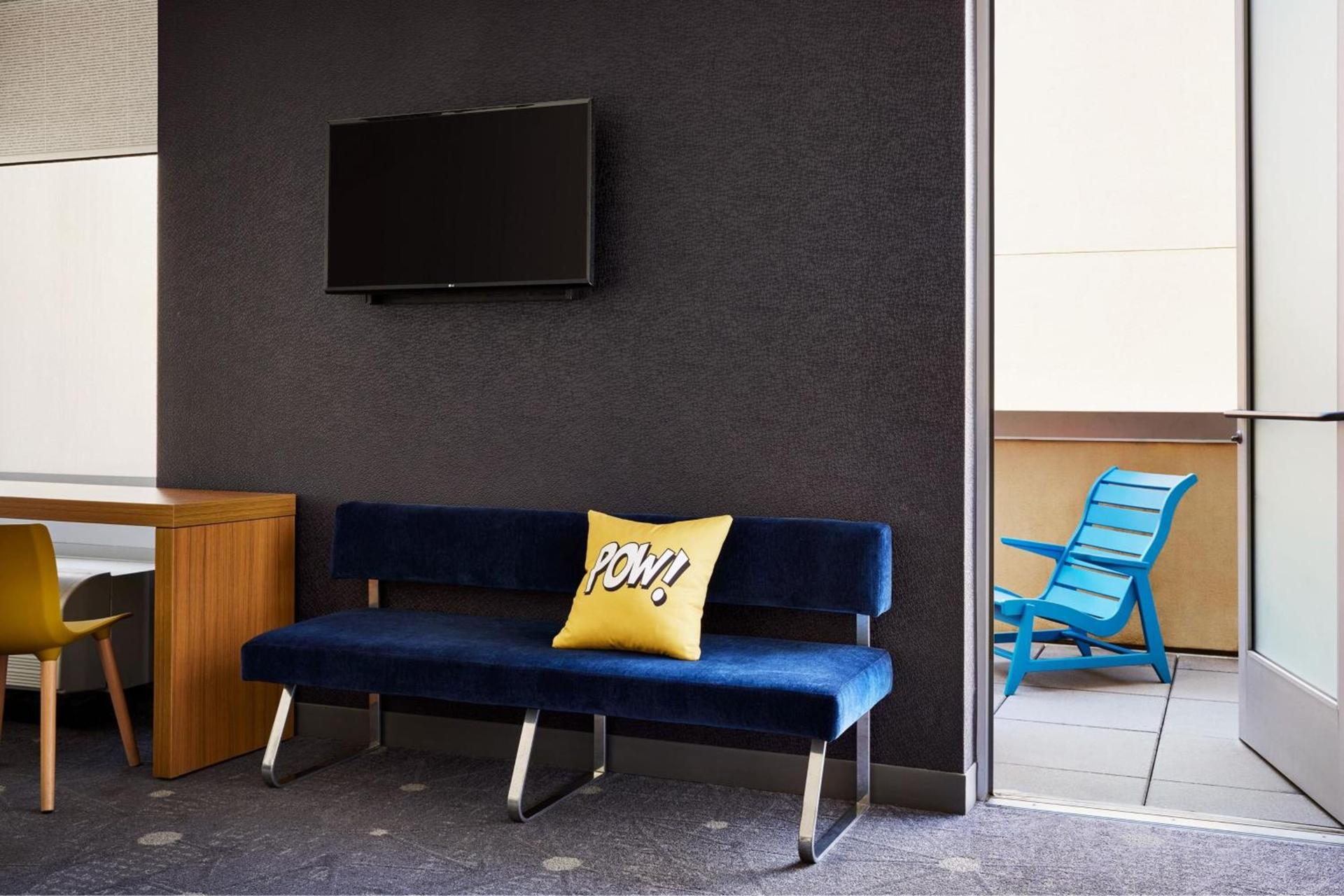 Aloft by Marriott Leawood-Overland Park photo 33