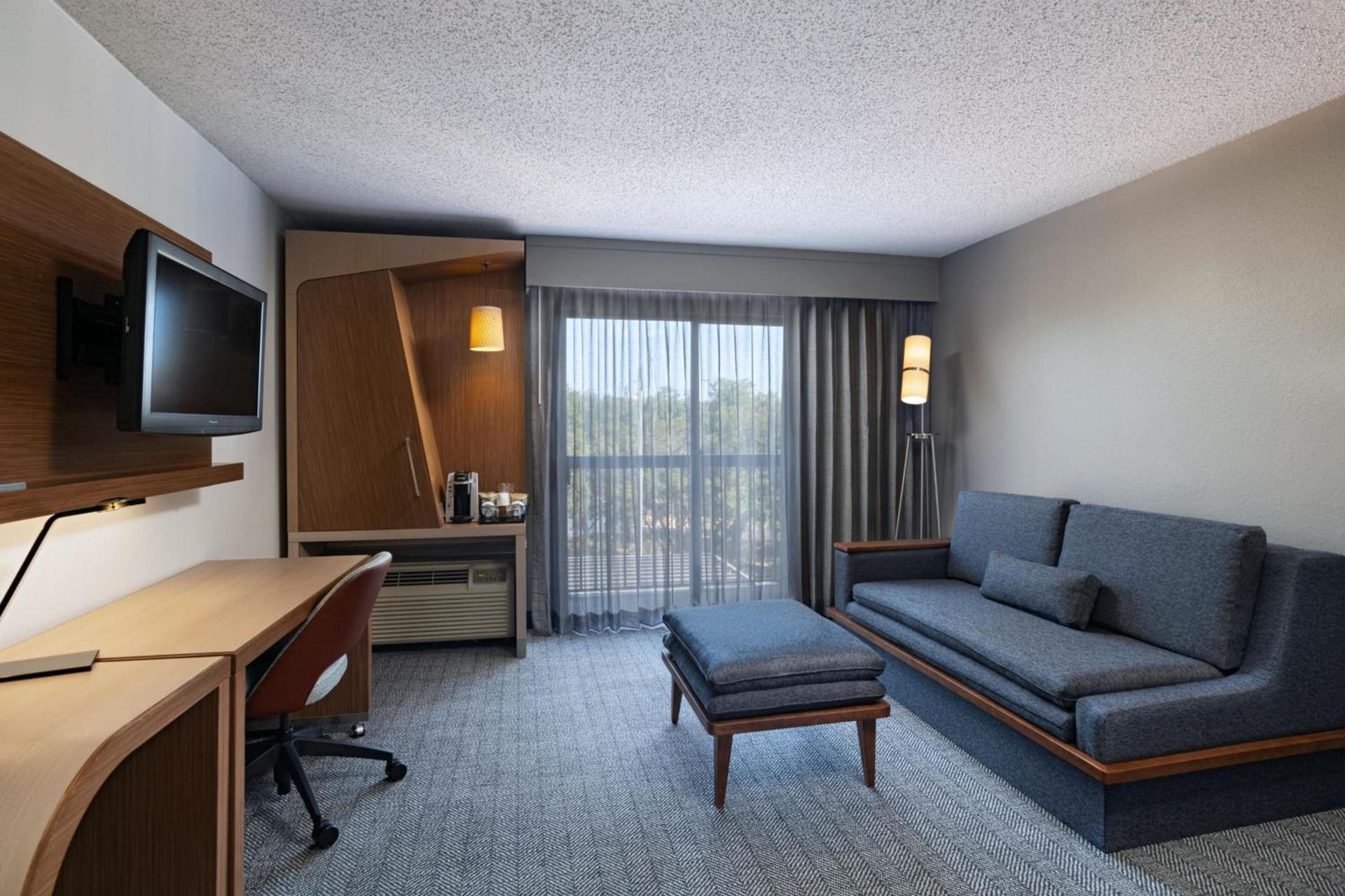 Courtyard by Marriott Austin The Domain Area photo 6