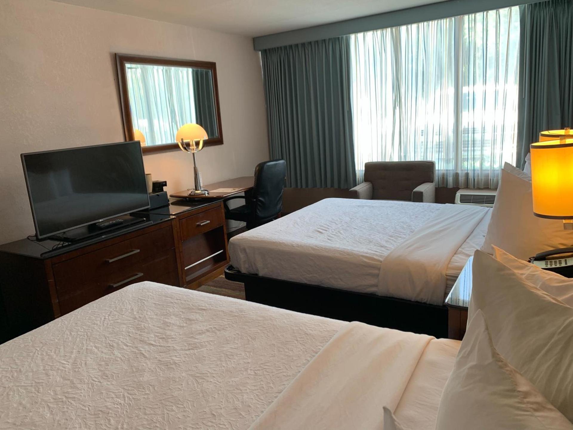 Albany Airport Inn photo 36