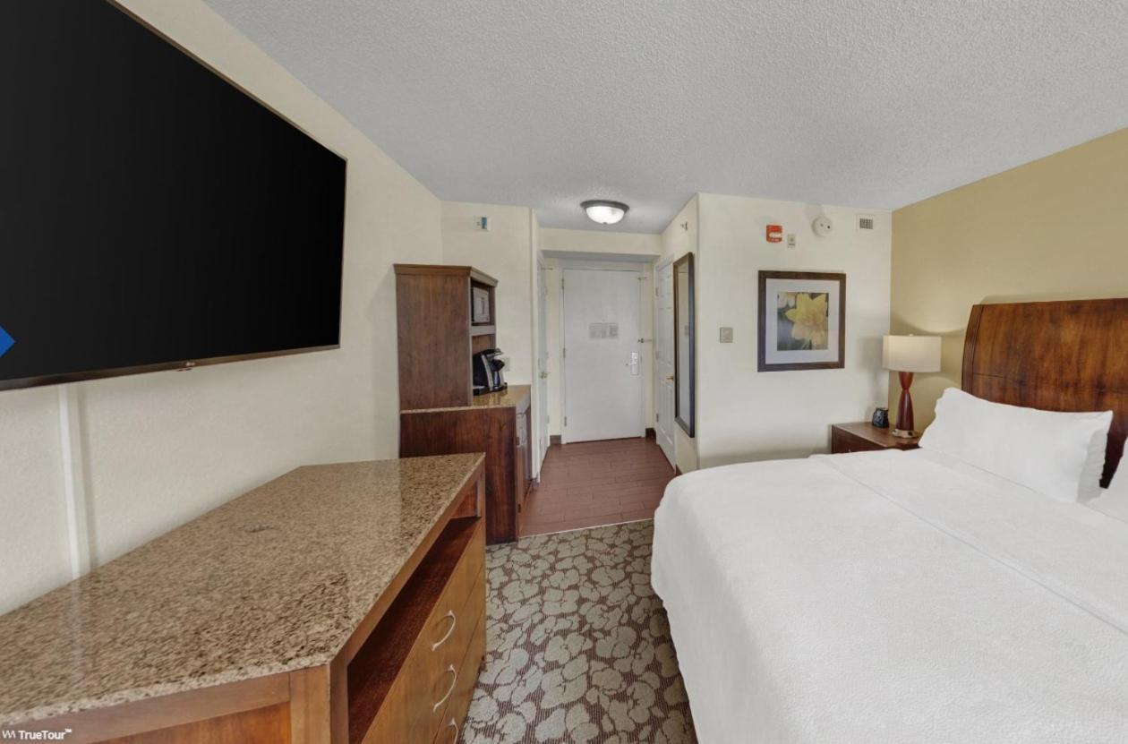 Hilton Garden Inn Tampa East Brandon photo 32