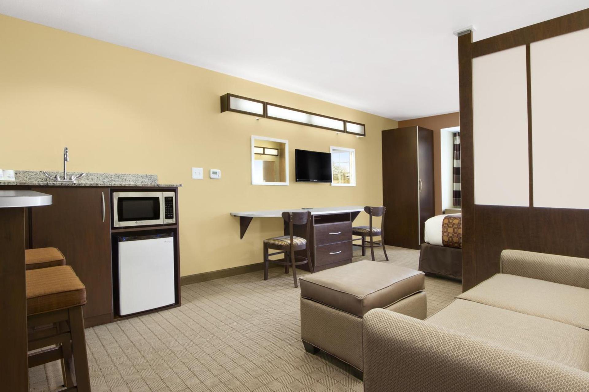 Microtel Inn & Suites by Wyndham photo 29