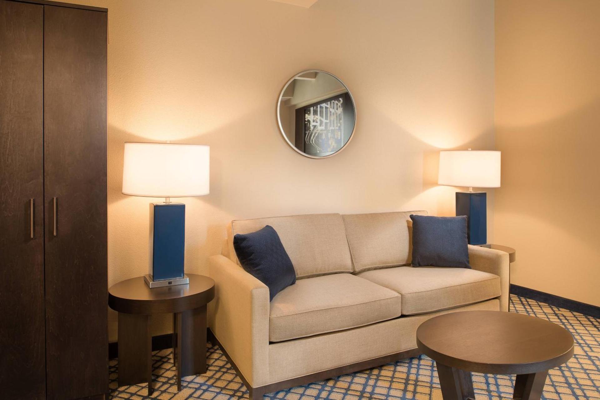 Fairfield by Marriott Inn & Suites New Orleans Downtown French Quarter Area photo 13