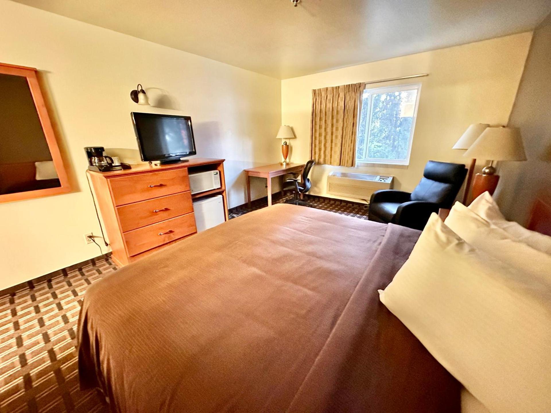 FairBridge Inn & Suites Kellogg photo 50
