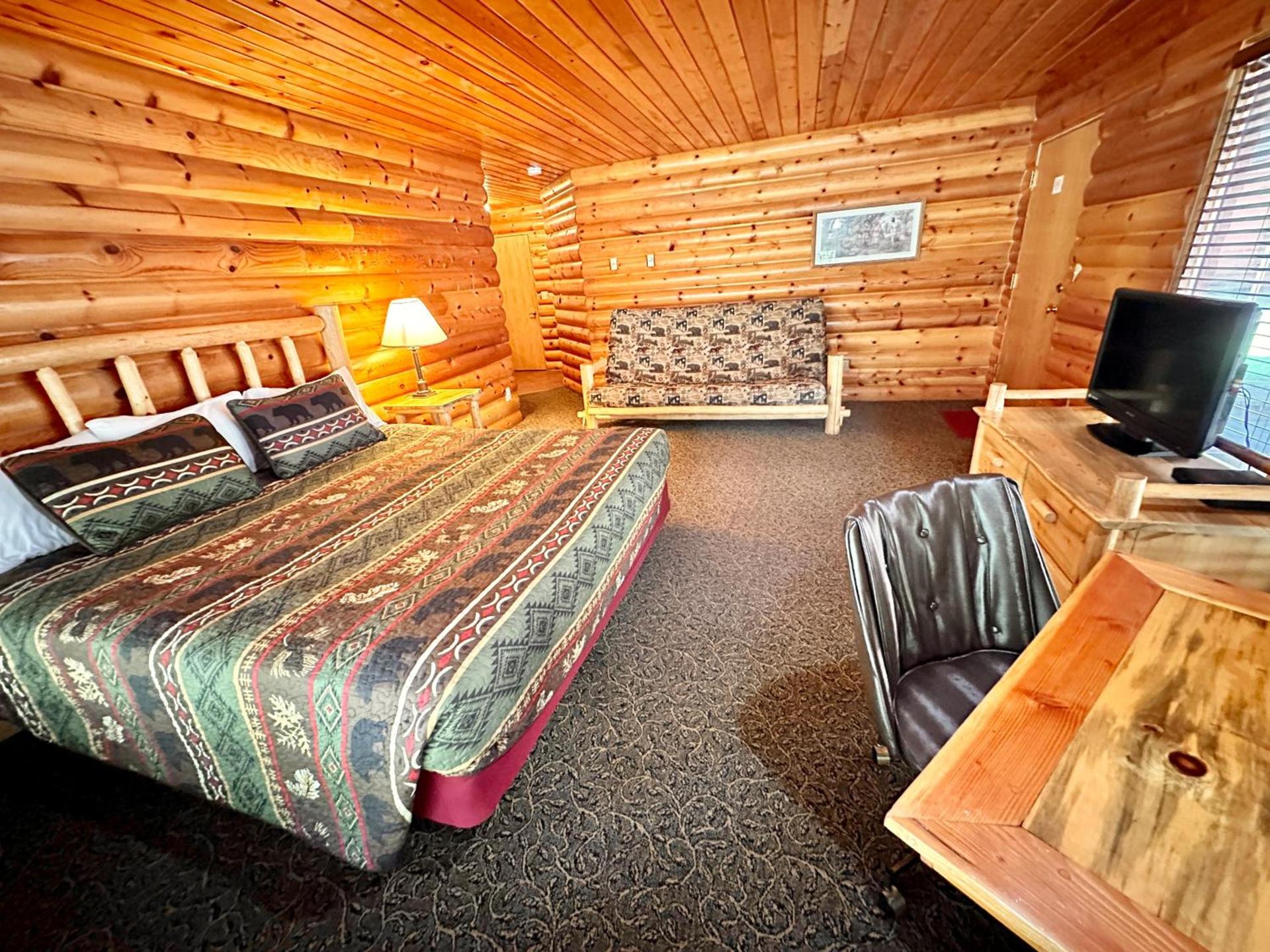The Lodge at Lolo Hot Springs photo 56