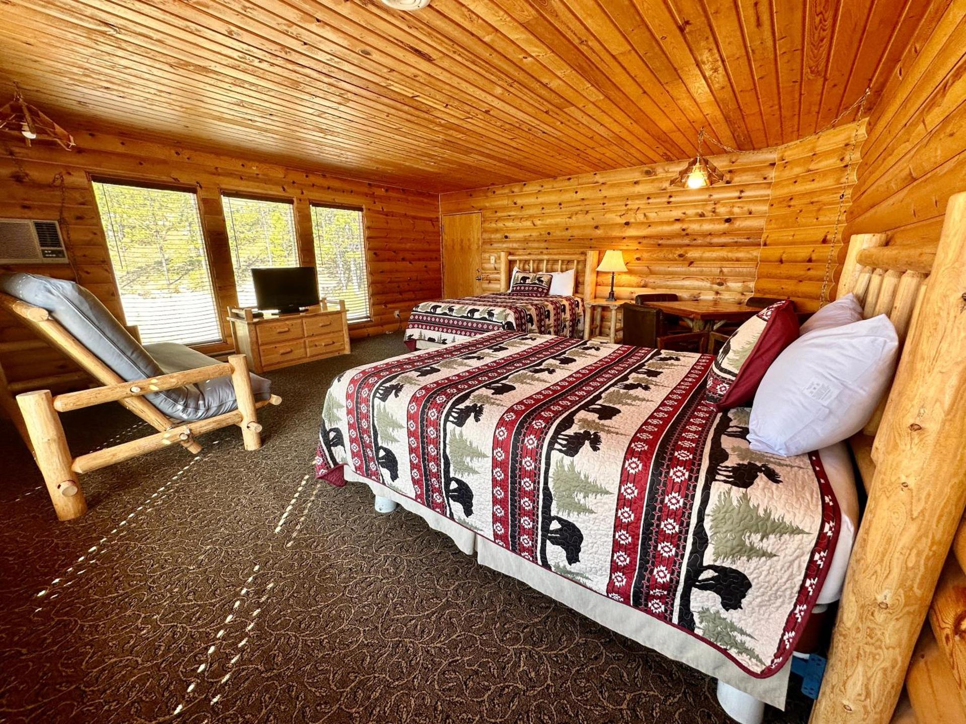 The Lodge at Lolo Hot Springs photo 55