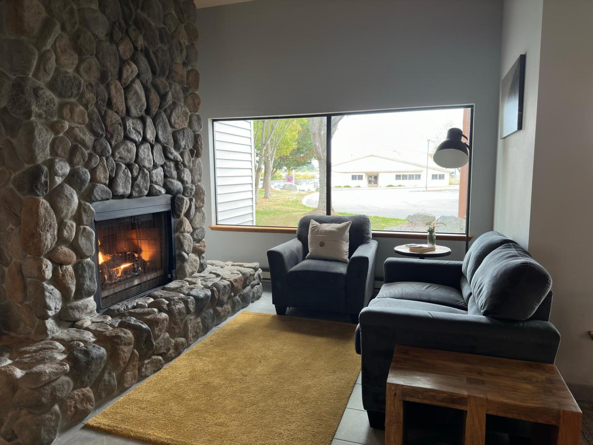 Friday Harbor Suites photo 44