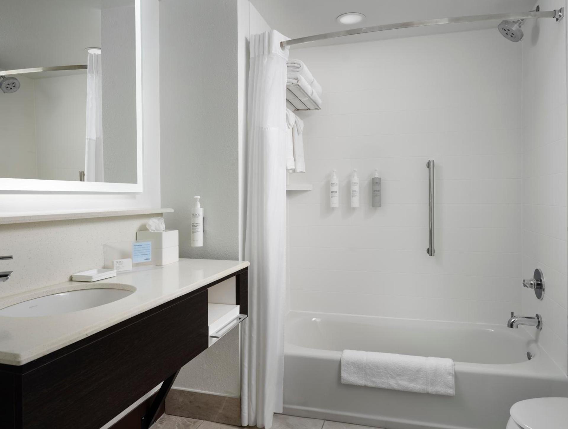 Hampton Inn & Suites Austin - Downtown photo 62