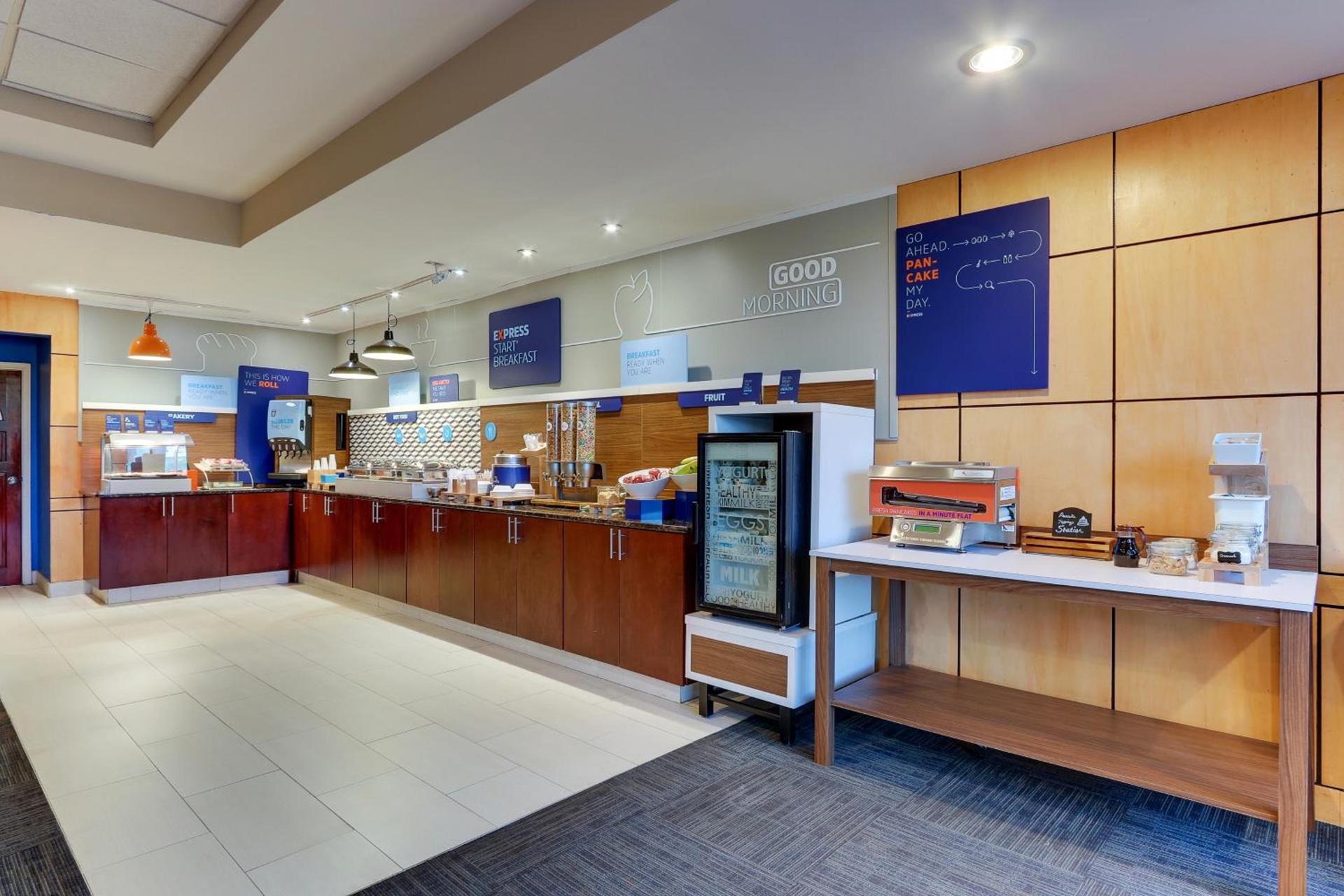 Holiday Inn Express Aberdeen-Chesapeake House by IHG photo 3