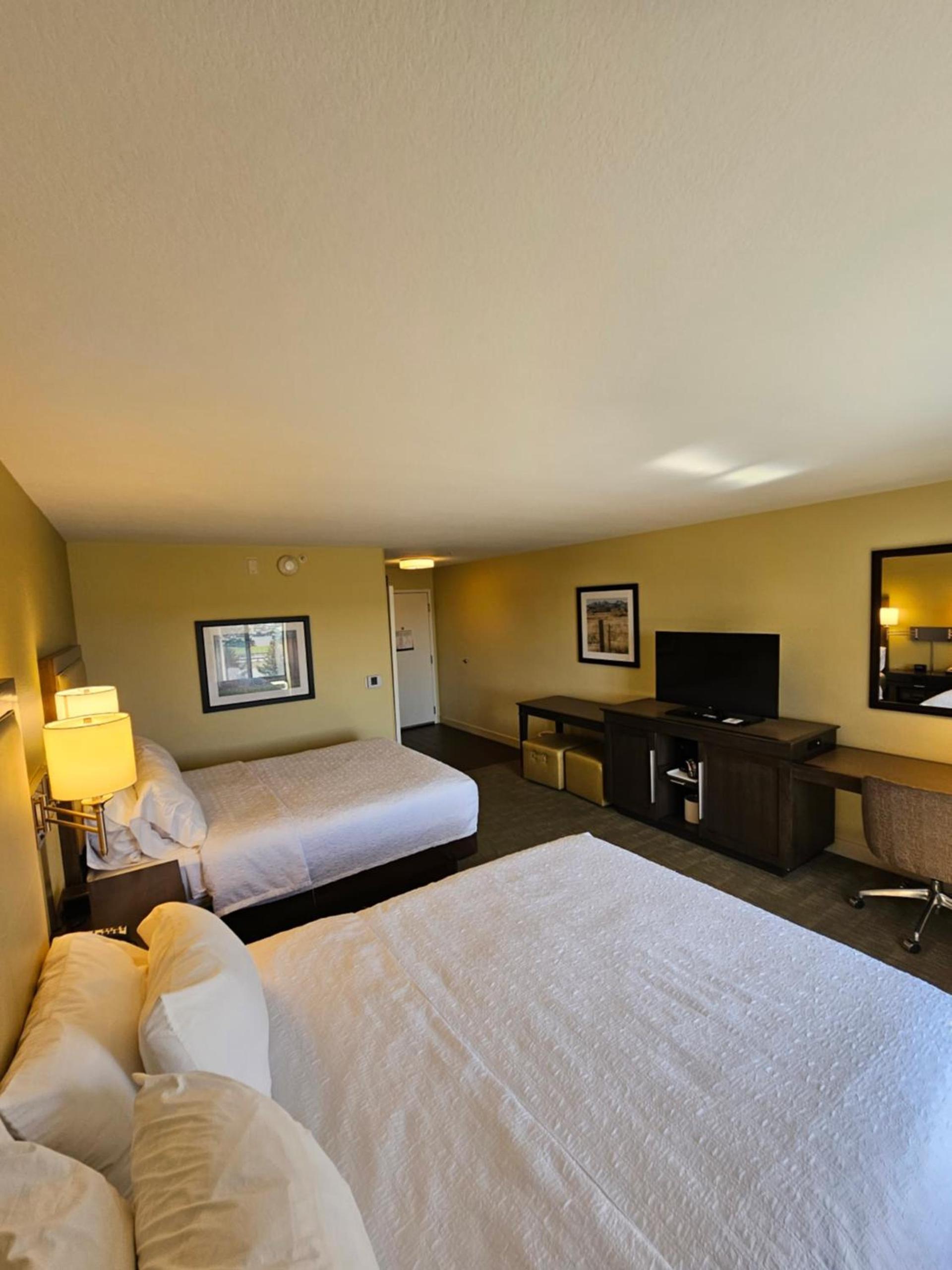Hampton Inn Billings photo 38