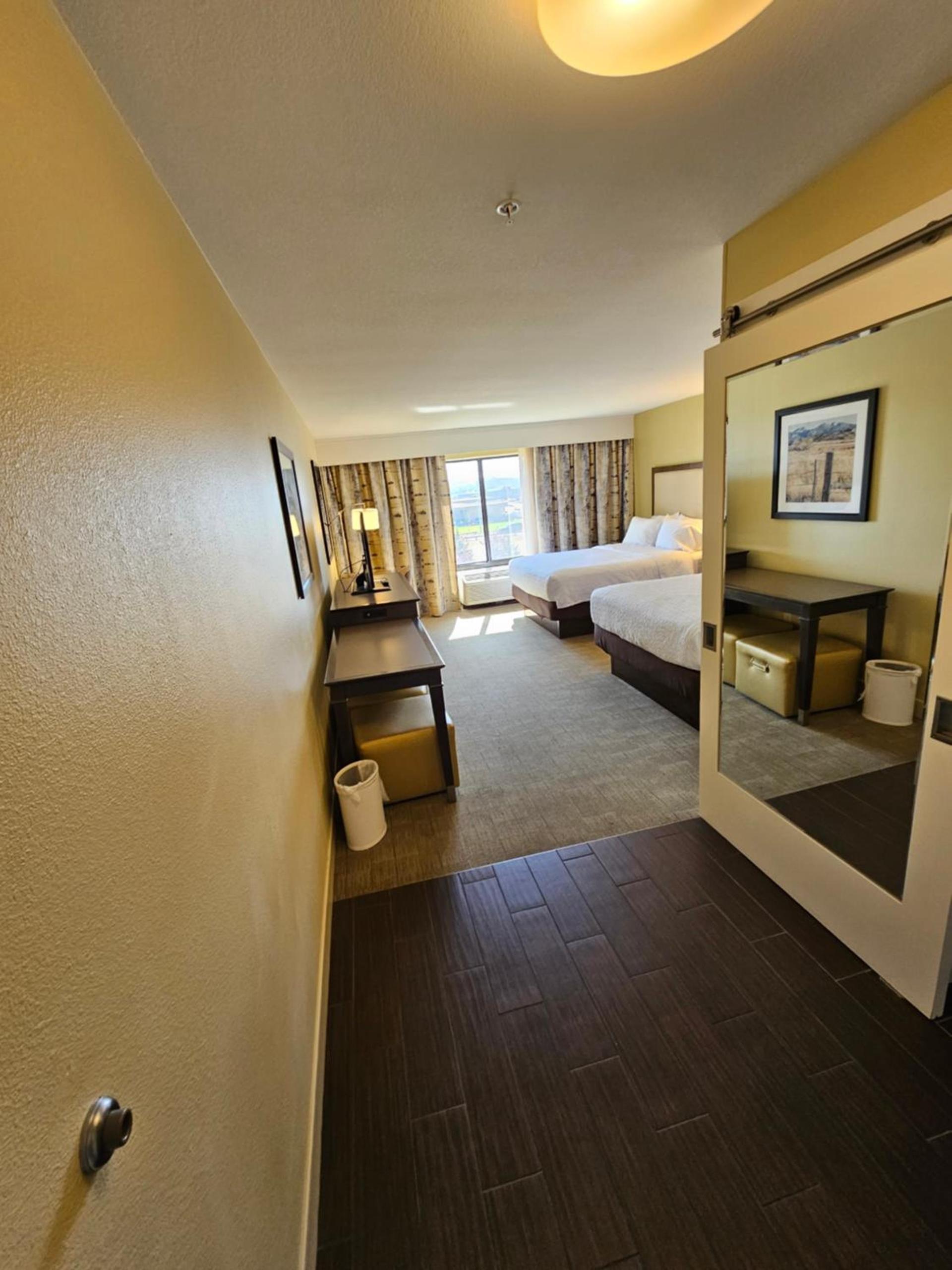 Hampton Inn Billings photo 39