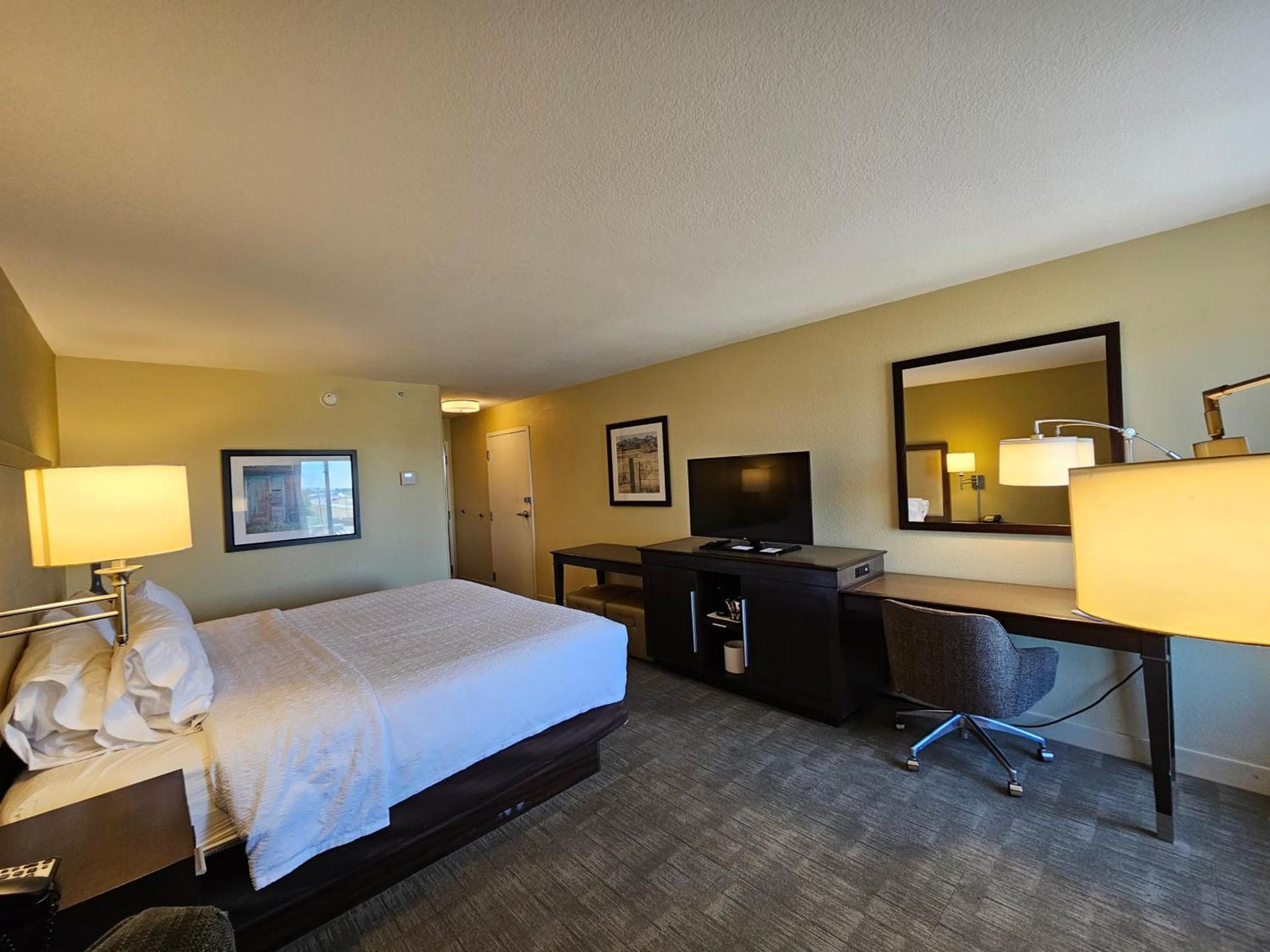 Hampton Inn Billings photo 41