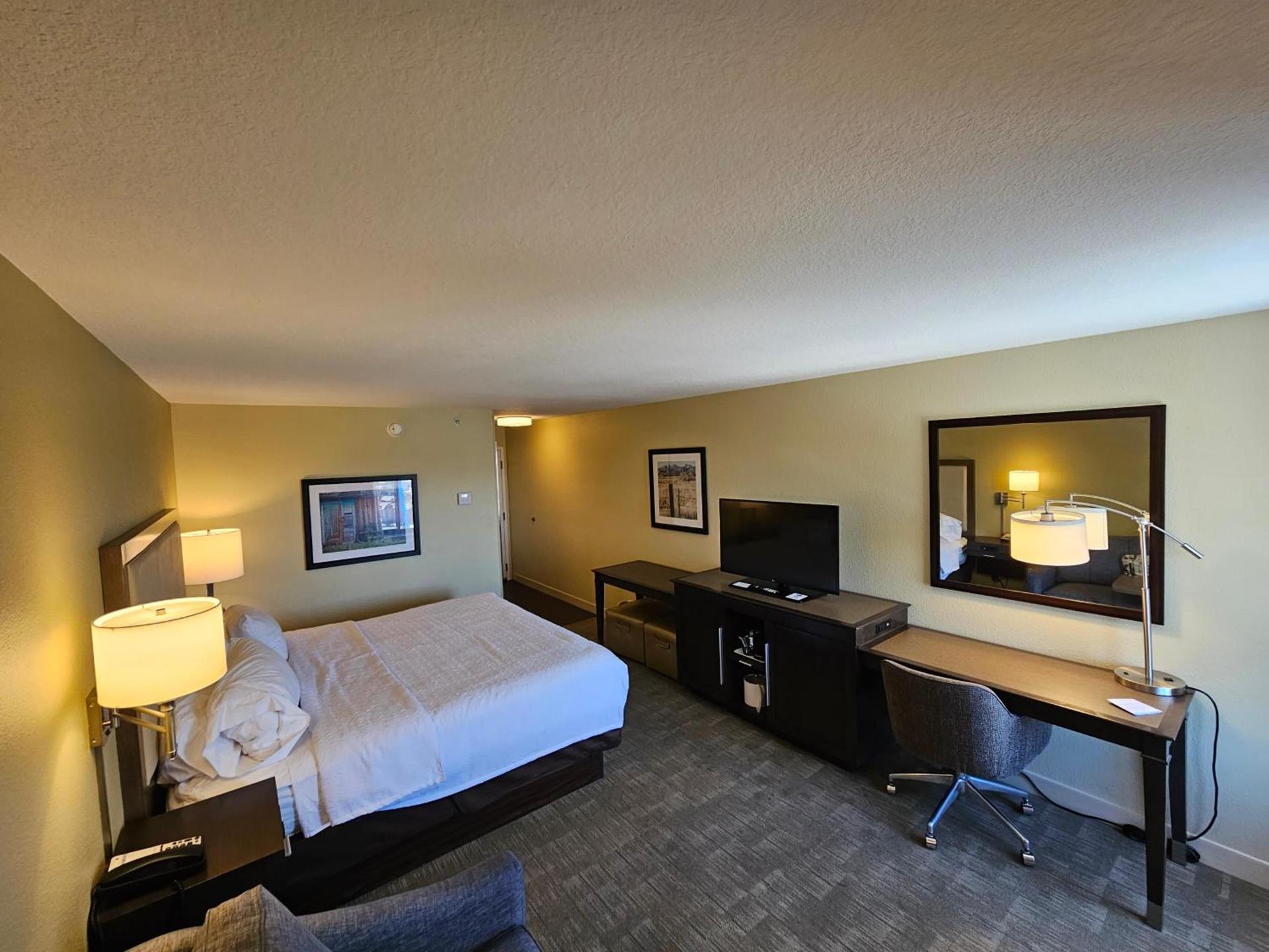 Hampton Inn Billings photo 44