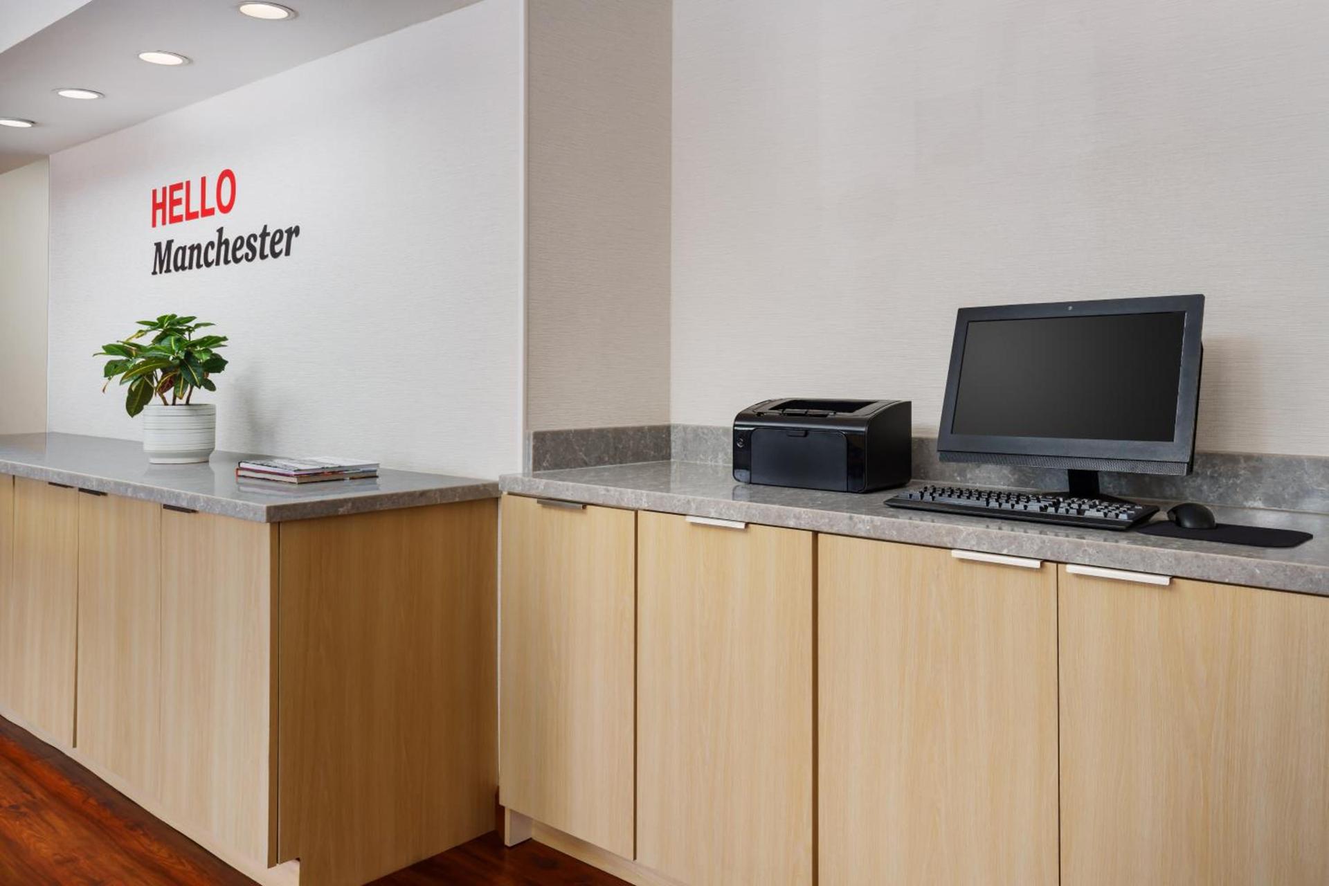TownePlace Suites Manchester-Boston Regional Airport photo 5