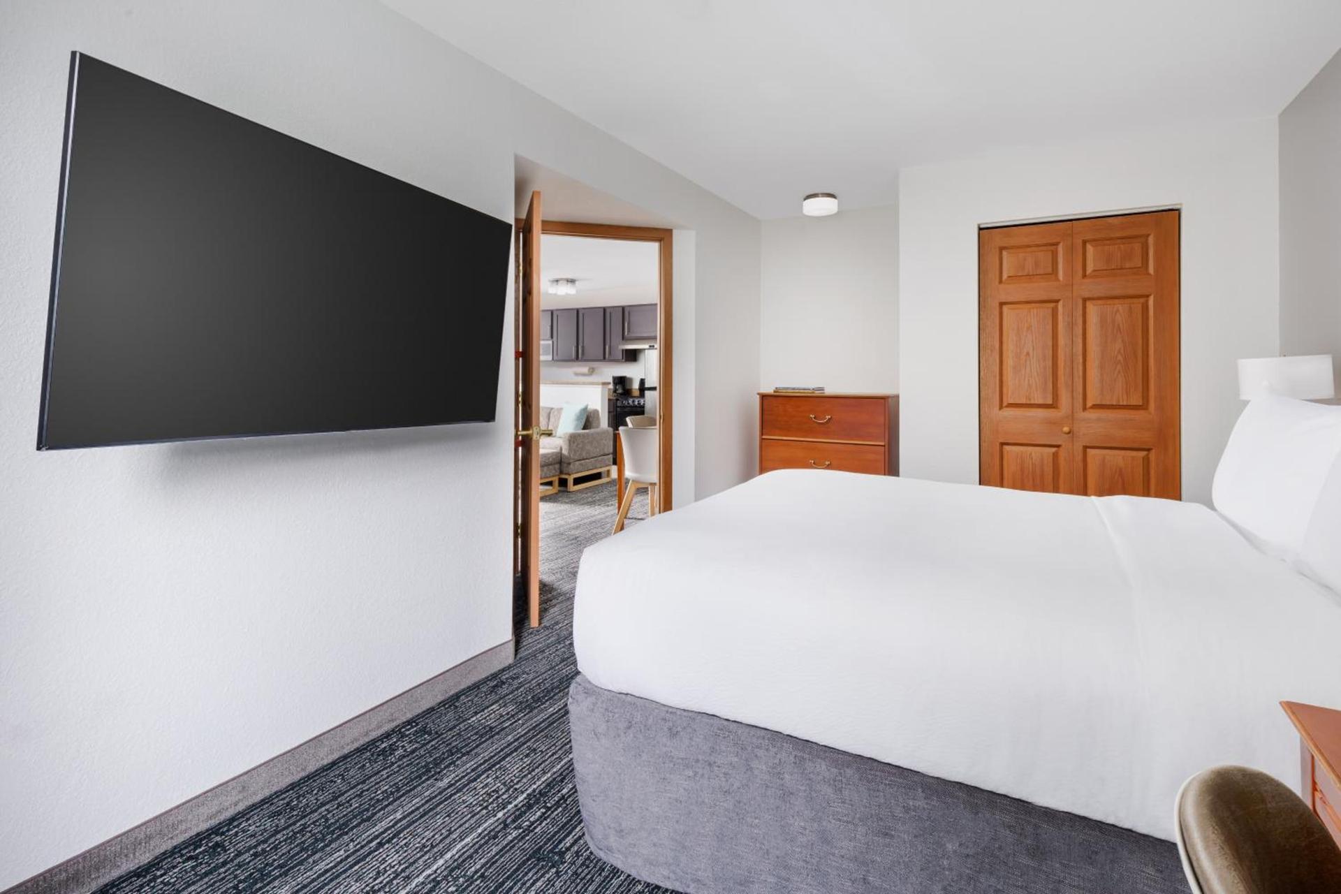 TownePlace Suites Philadelphia Horsham photo 42