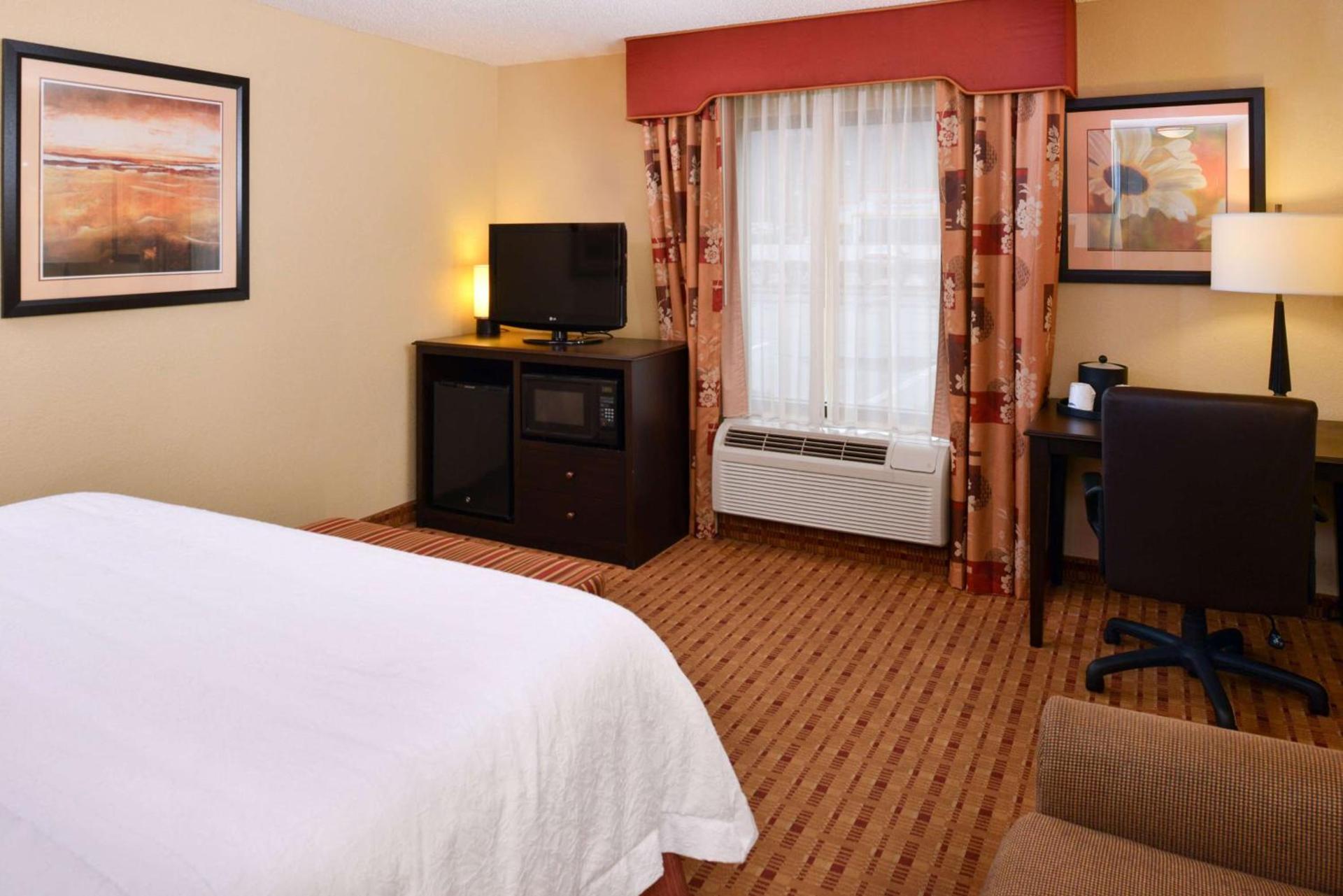 Hampton Inn Williamsburg photo 31
