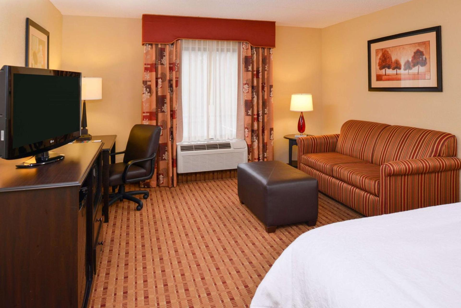 Hampton Inn Williamsburg photo 36