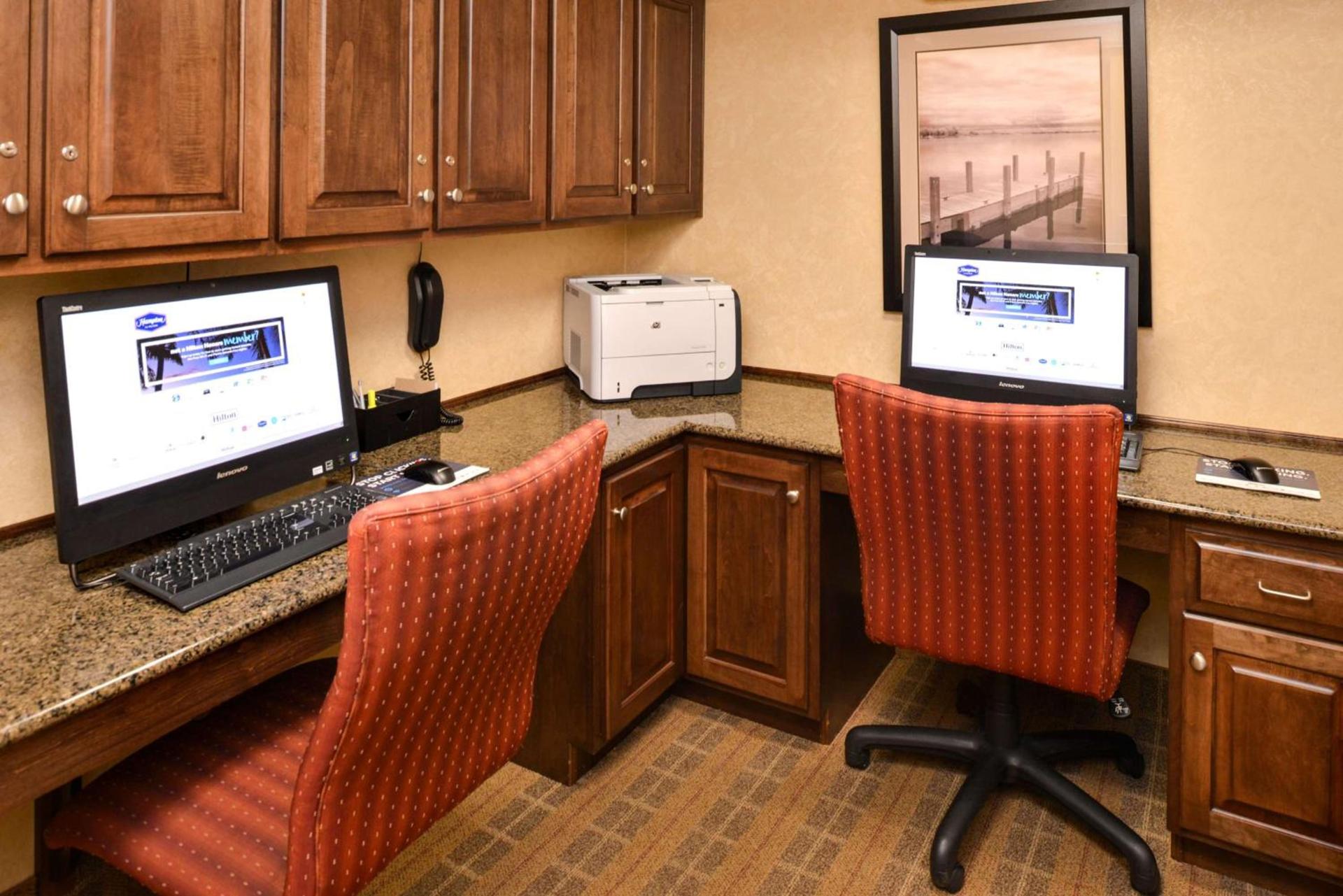 Hampton Inn Williamsburg photo 40