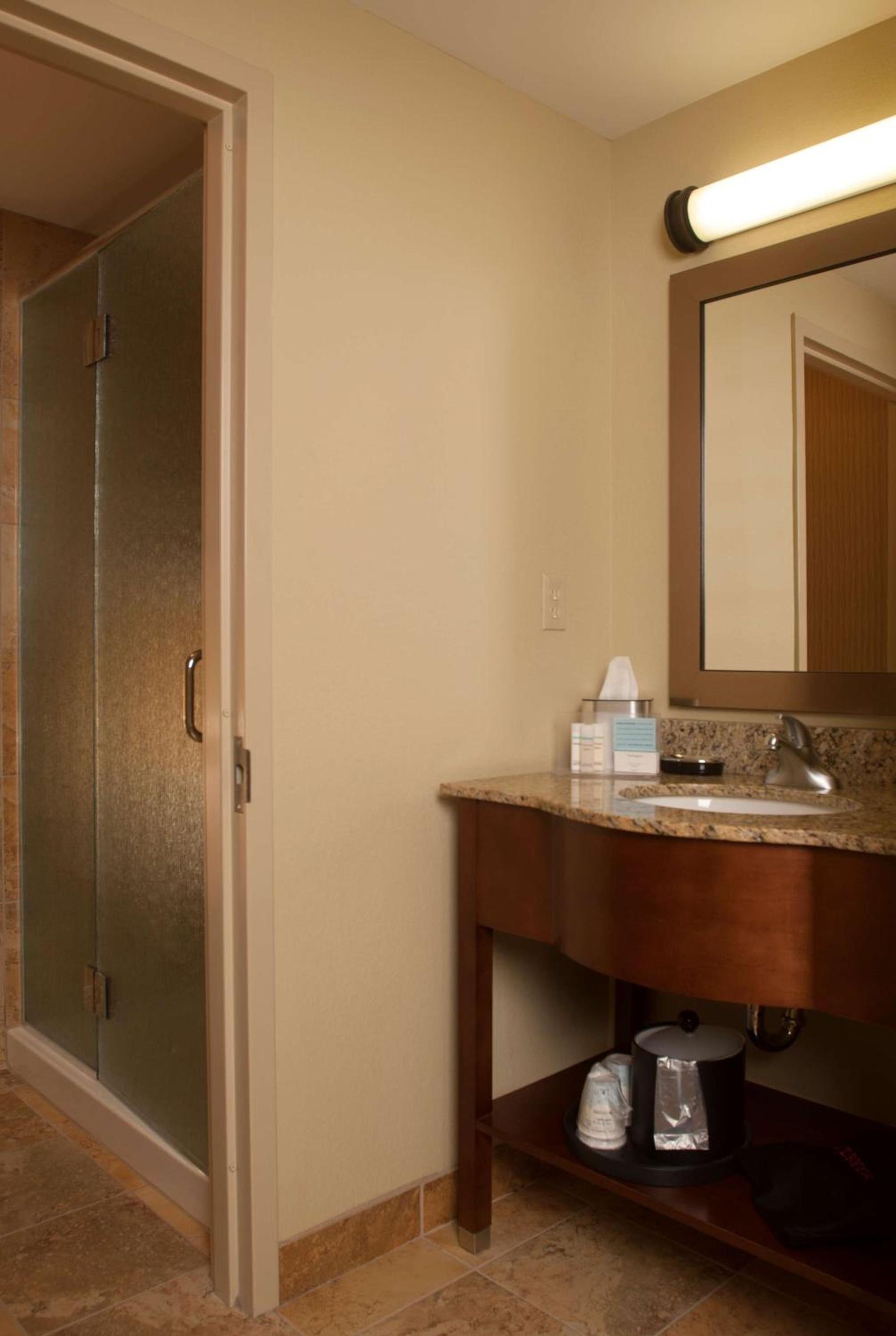 Hampton Inn Tomah photo 14