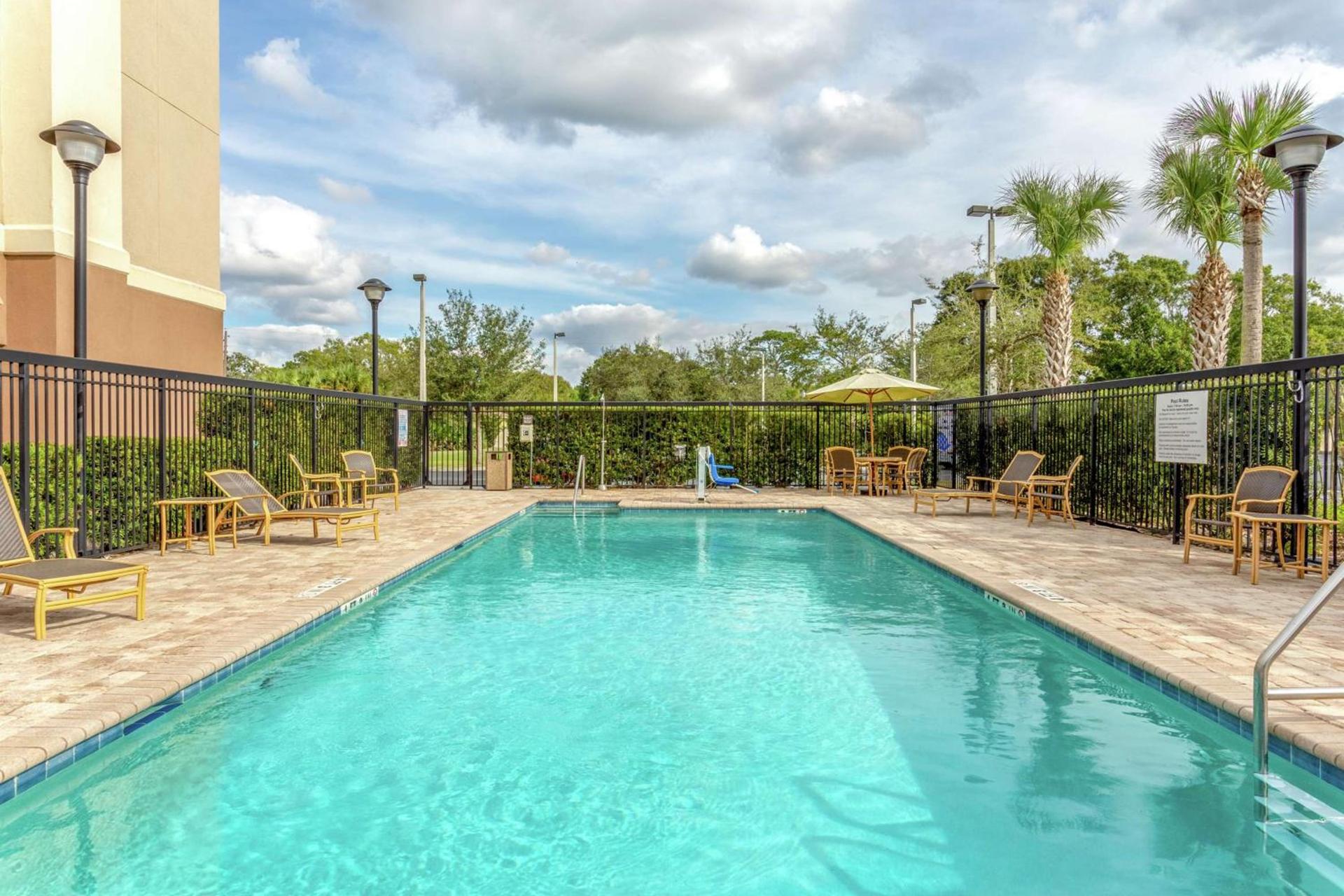 Hampton Inn Okeechobee - Lake Okeechobee photo 5