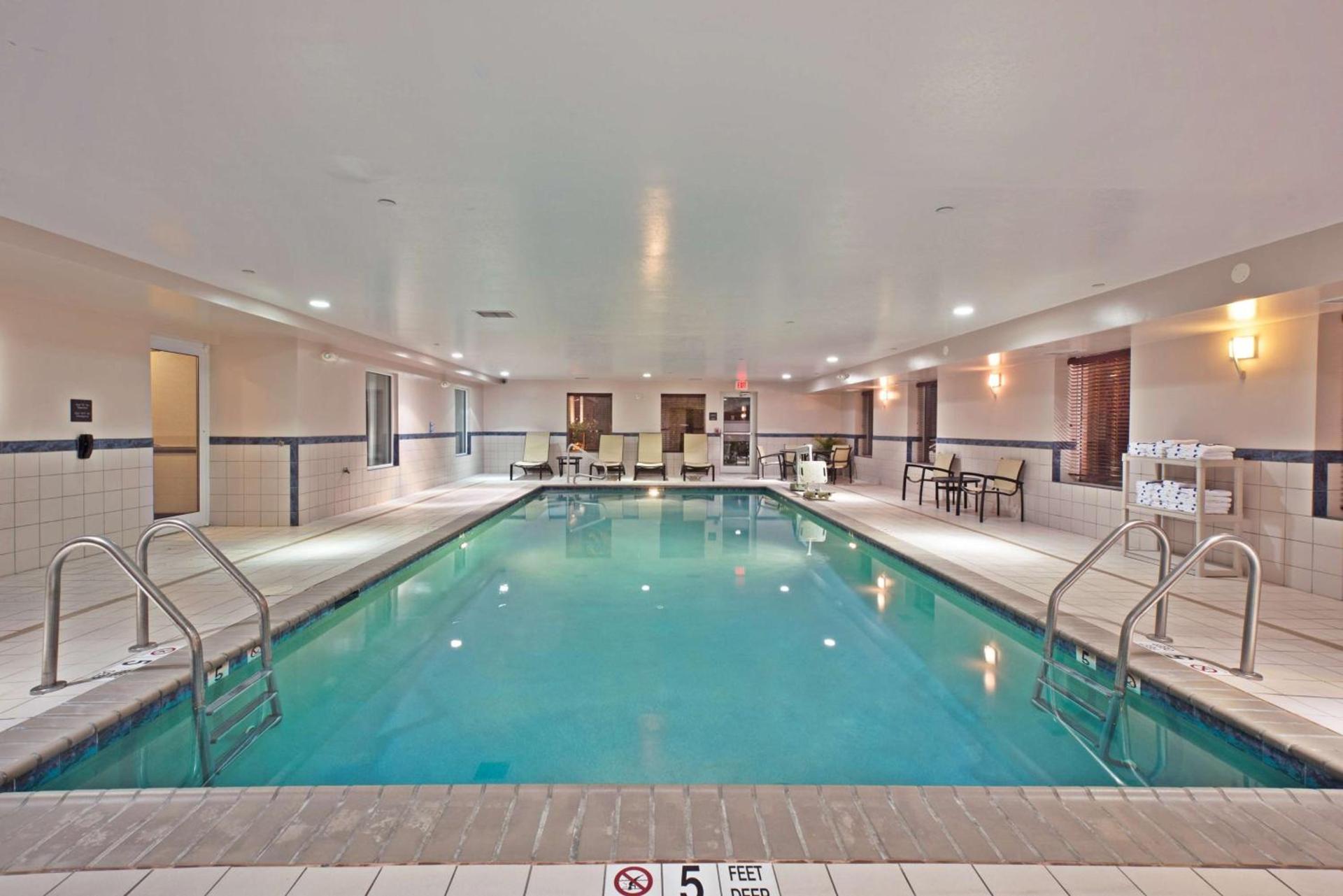 Hampton Inn Gainesville-Haymarket photo 6