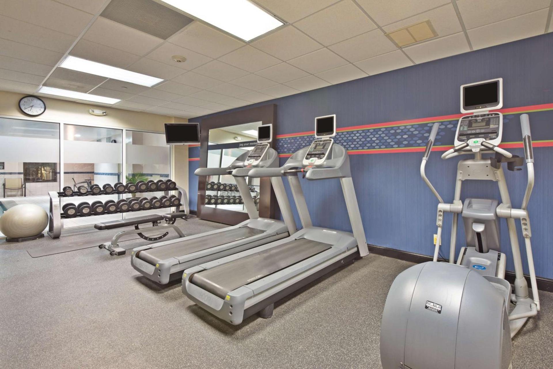 Hampton Inn Gainesville-Haymarket photo 12
