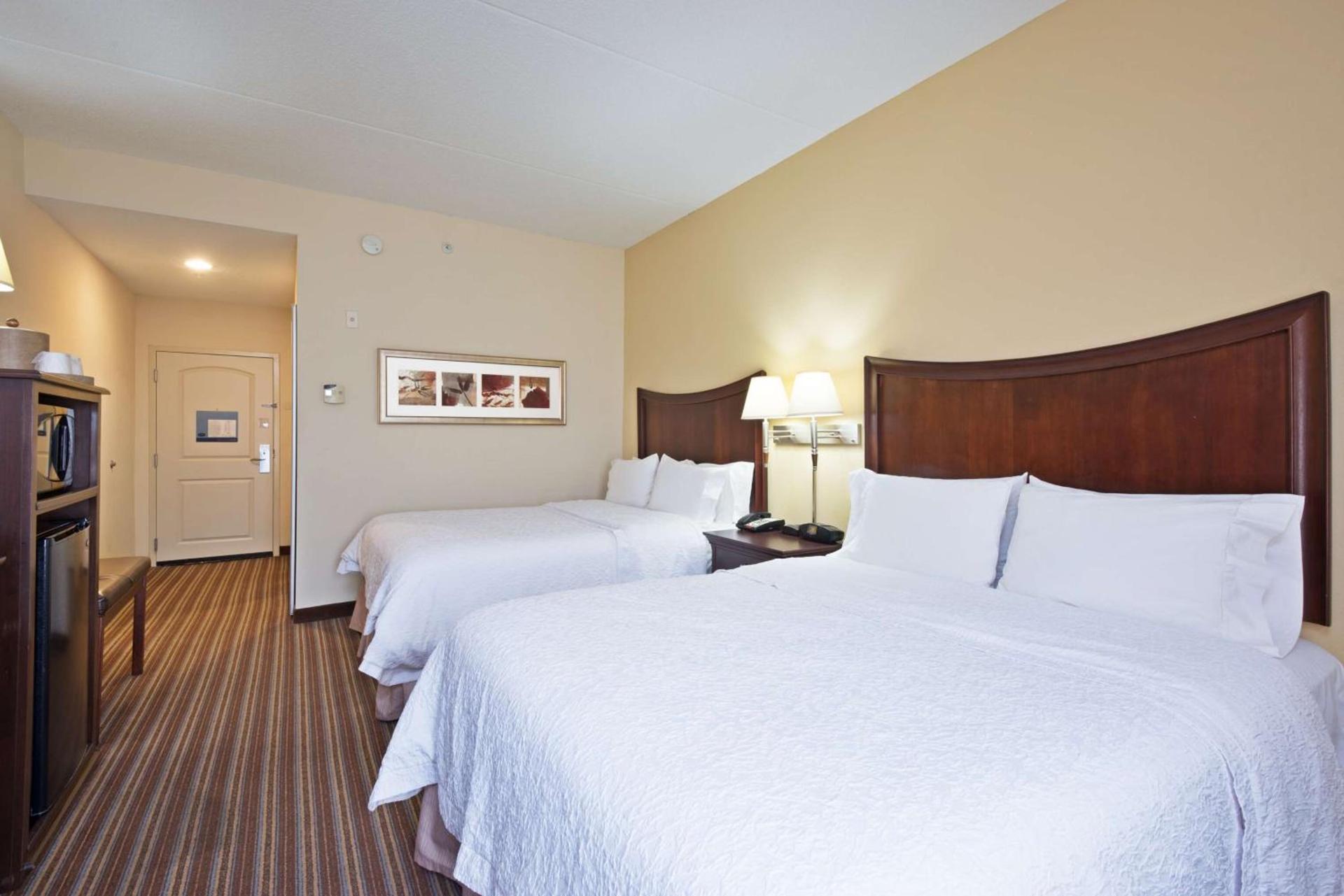 Hampton Inn Gainesville-Haymarket photo 18