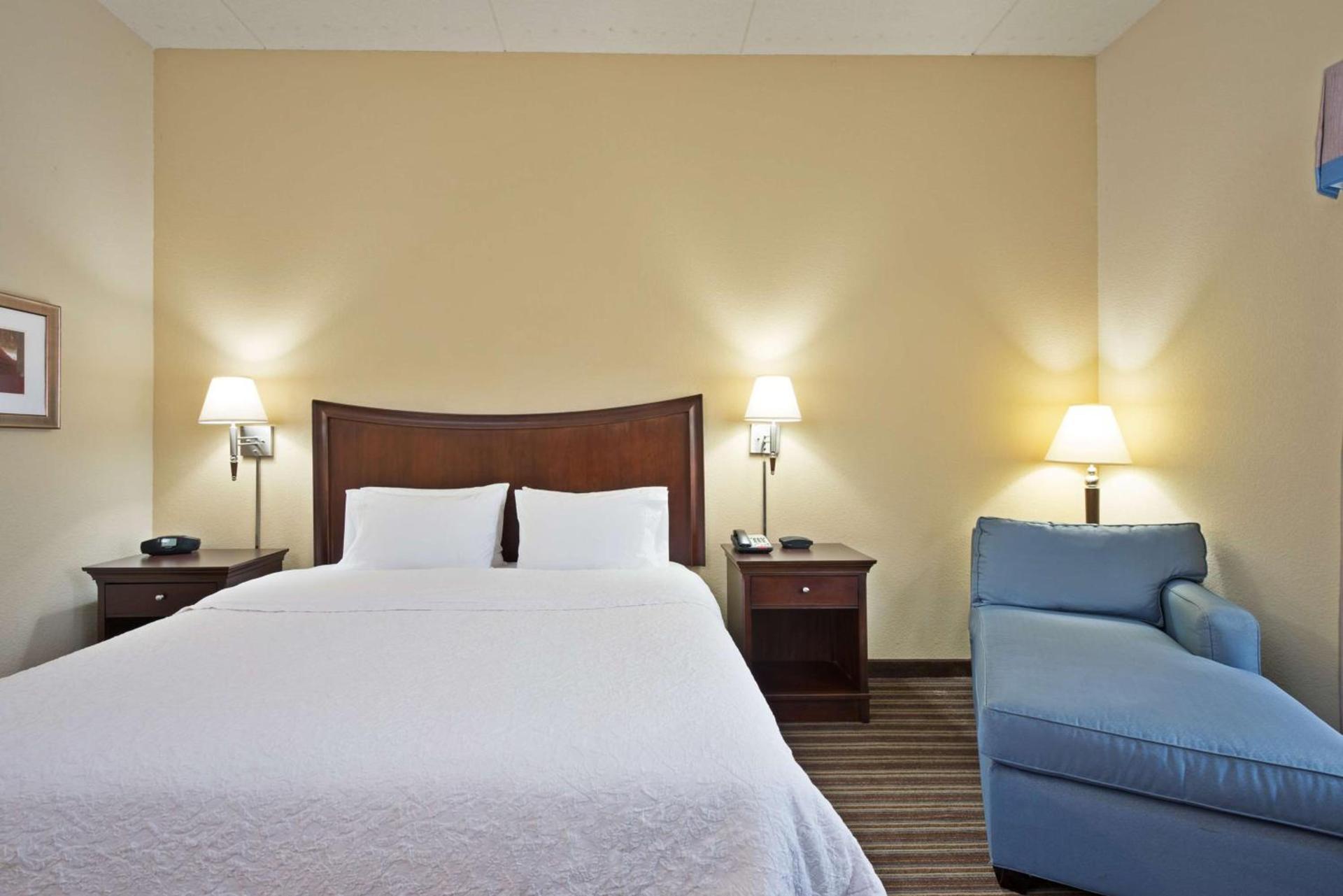 Hampton Inn Gainesville-Haymarket photo 28