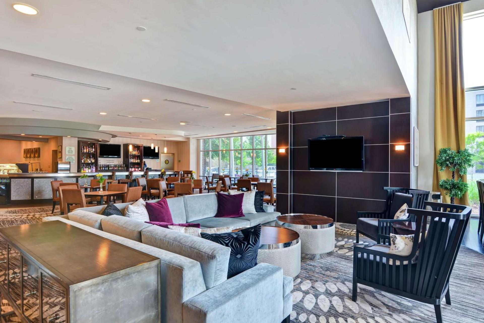 DoubleTree by Hilton Hotel Baton Rouge photo 6