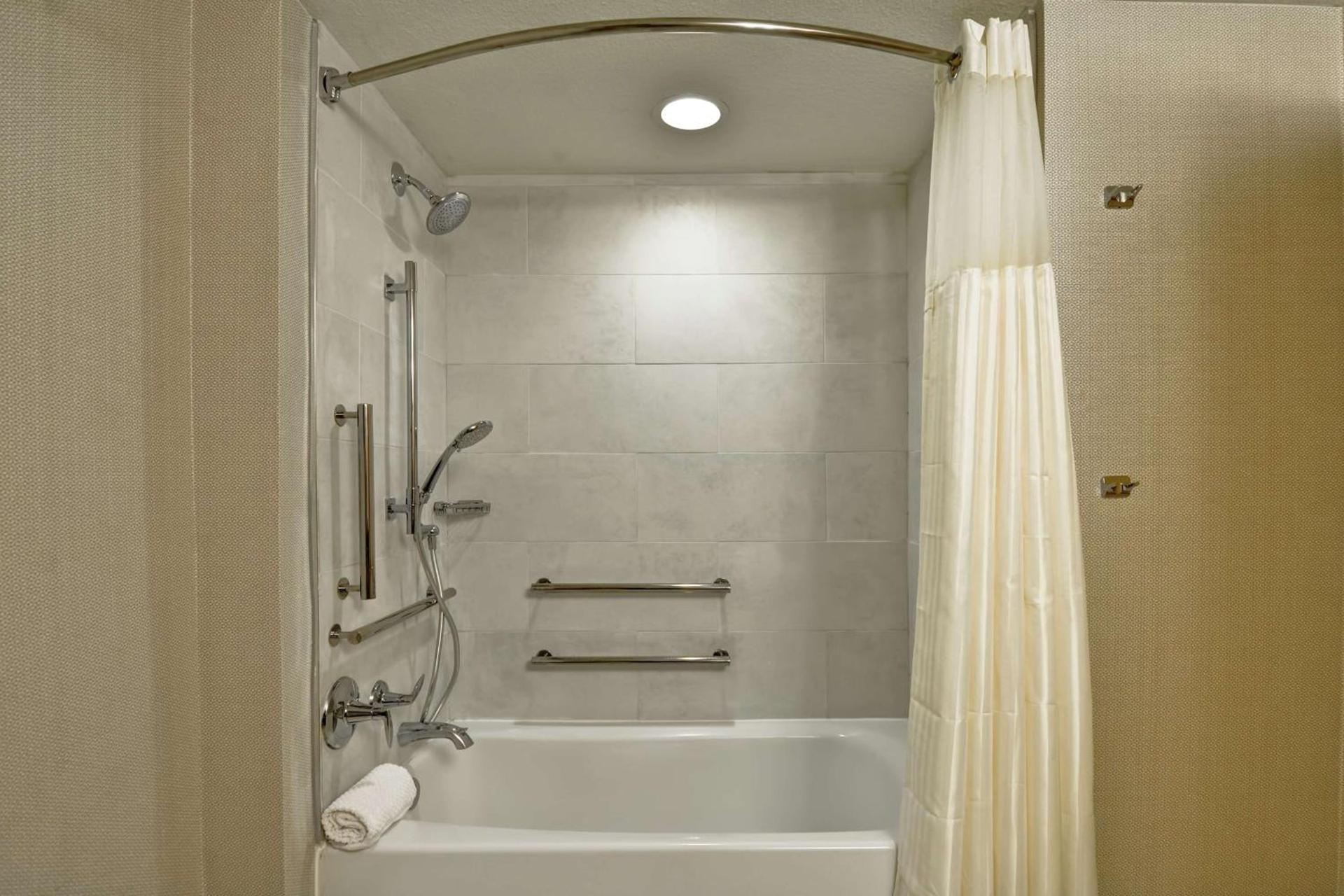 DoubleTree by Hilton Hotel Baton Rouge photo 21