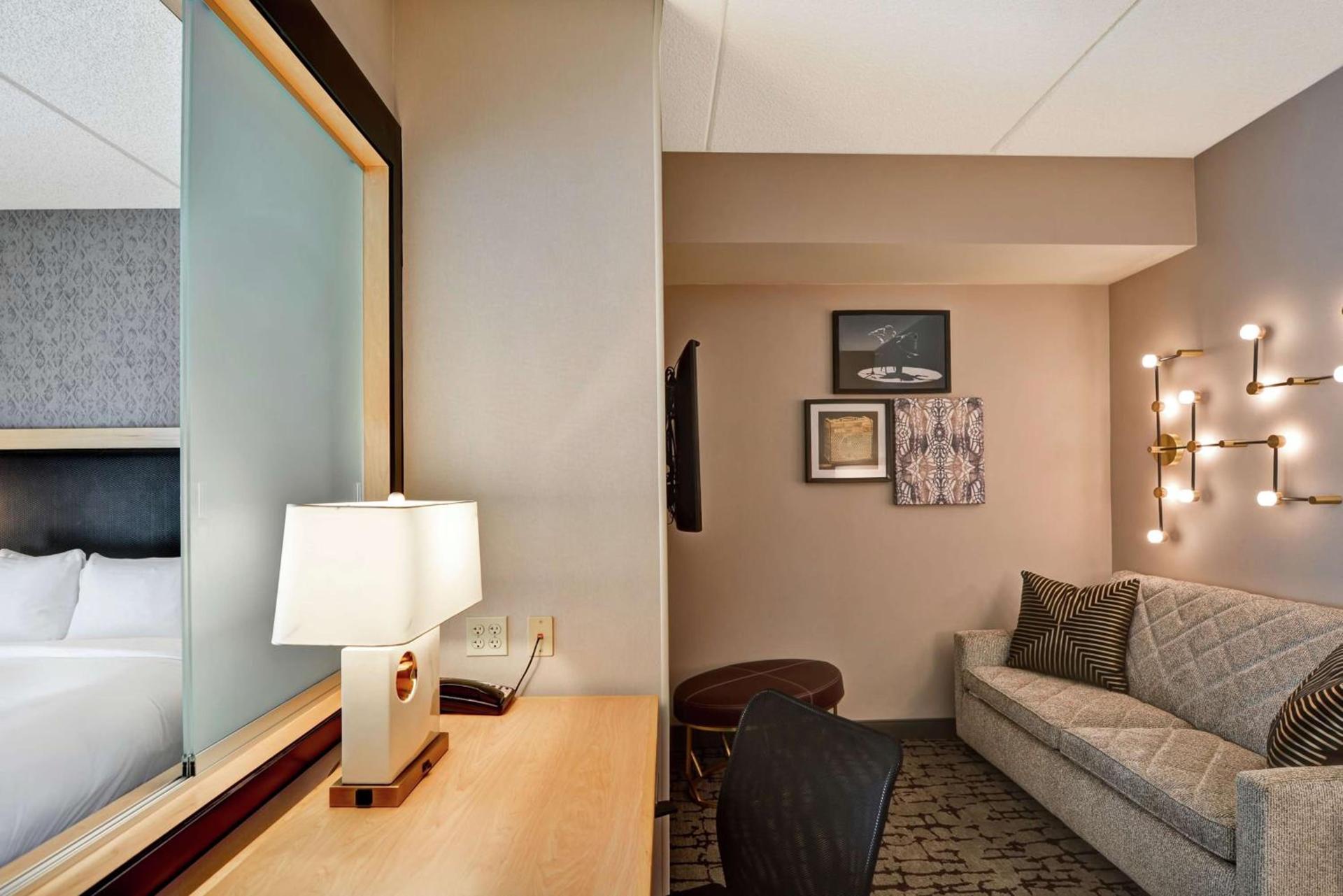 DoubleTree by Hilton Hotel Baton Rouge photo 24