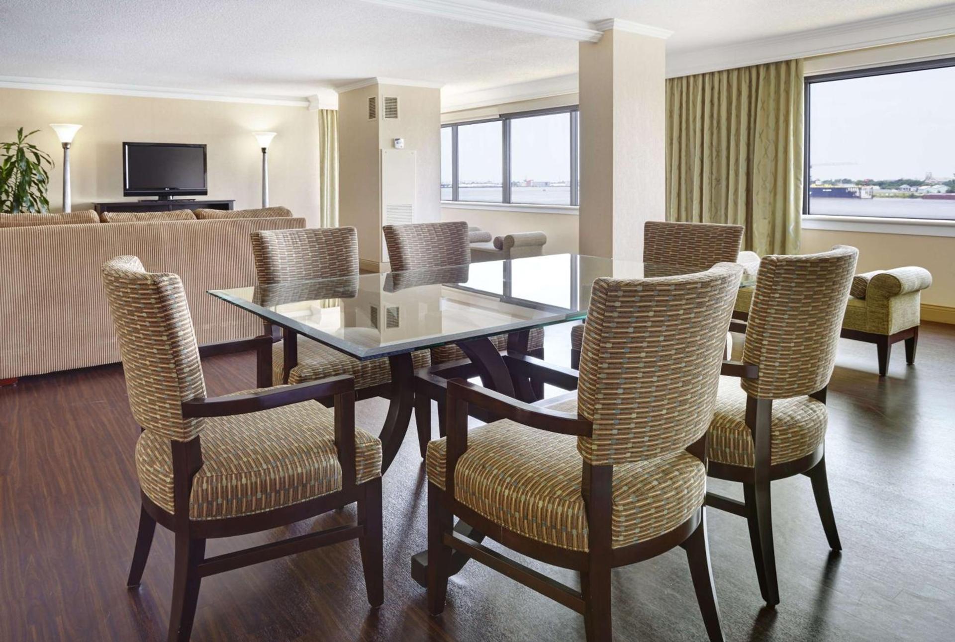Hilton New Orleans Riverside photo 15